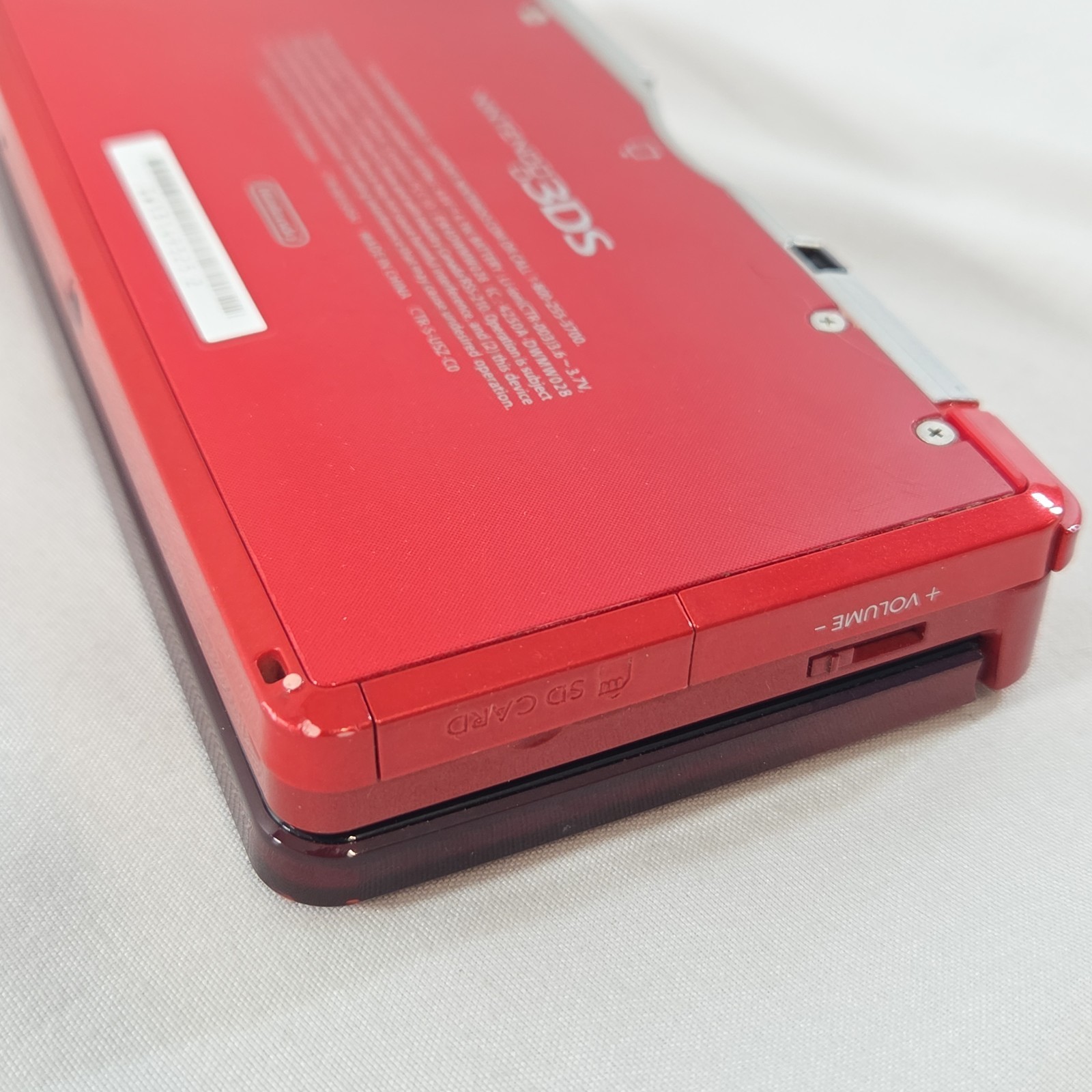 Nintendo 3DS Handheld System – Flame Red With Charger + 2GB SD CARD CTR-001