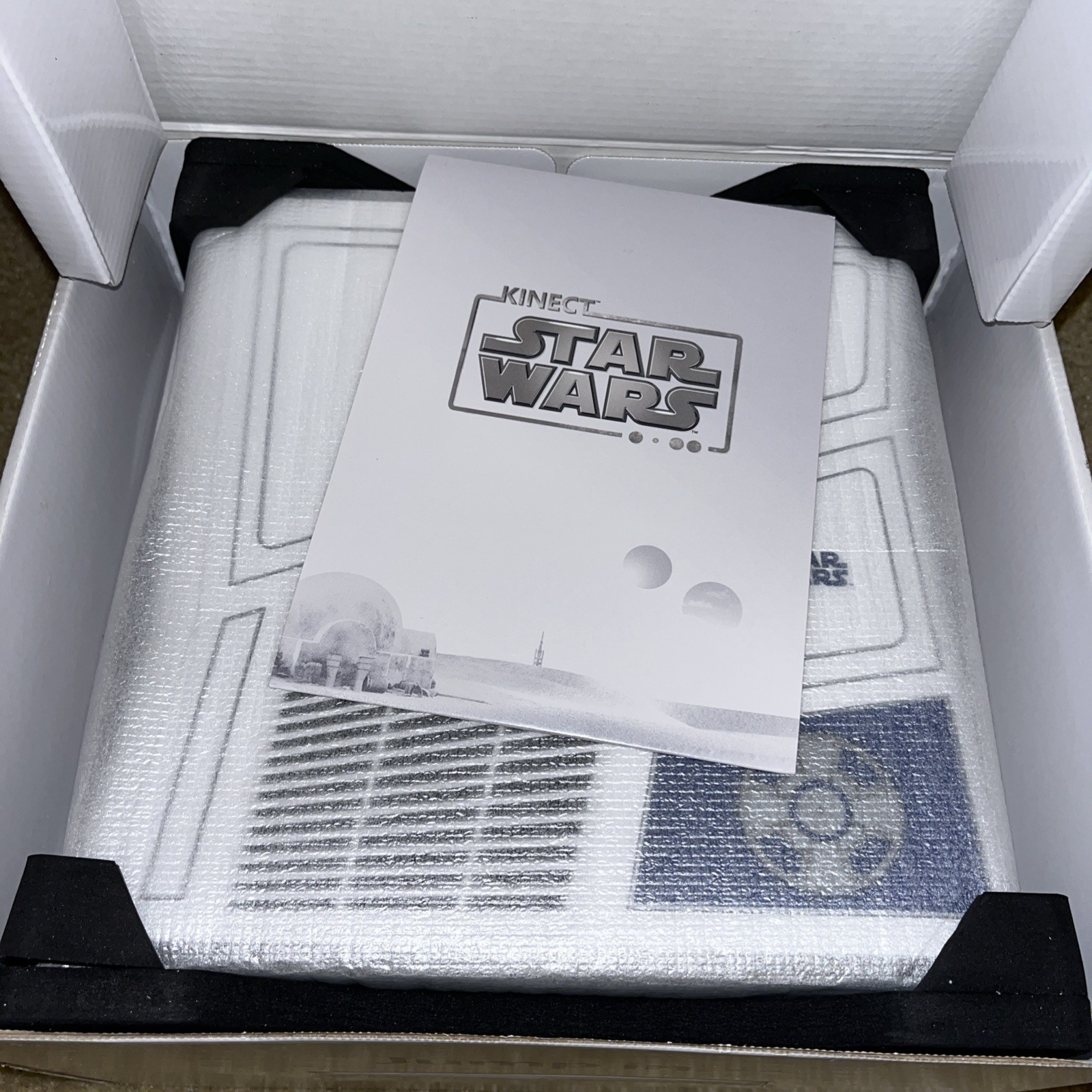 New Microsoft Xbox 360 320GB Kinect Star Wars Limited Edition