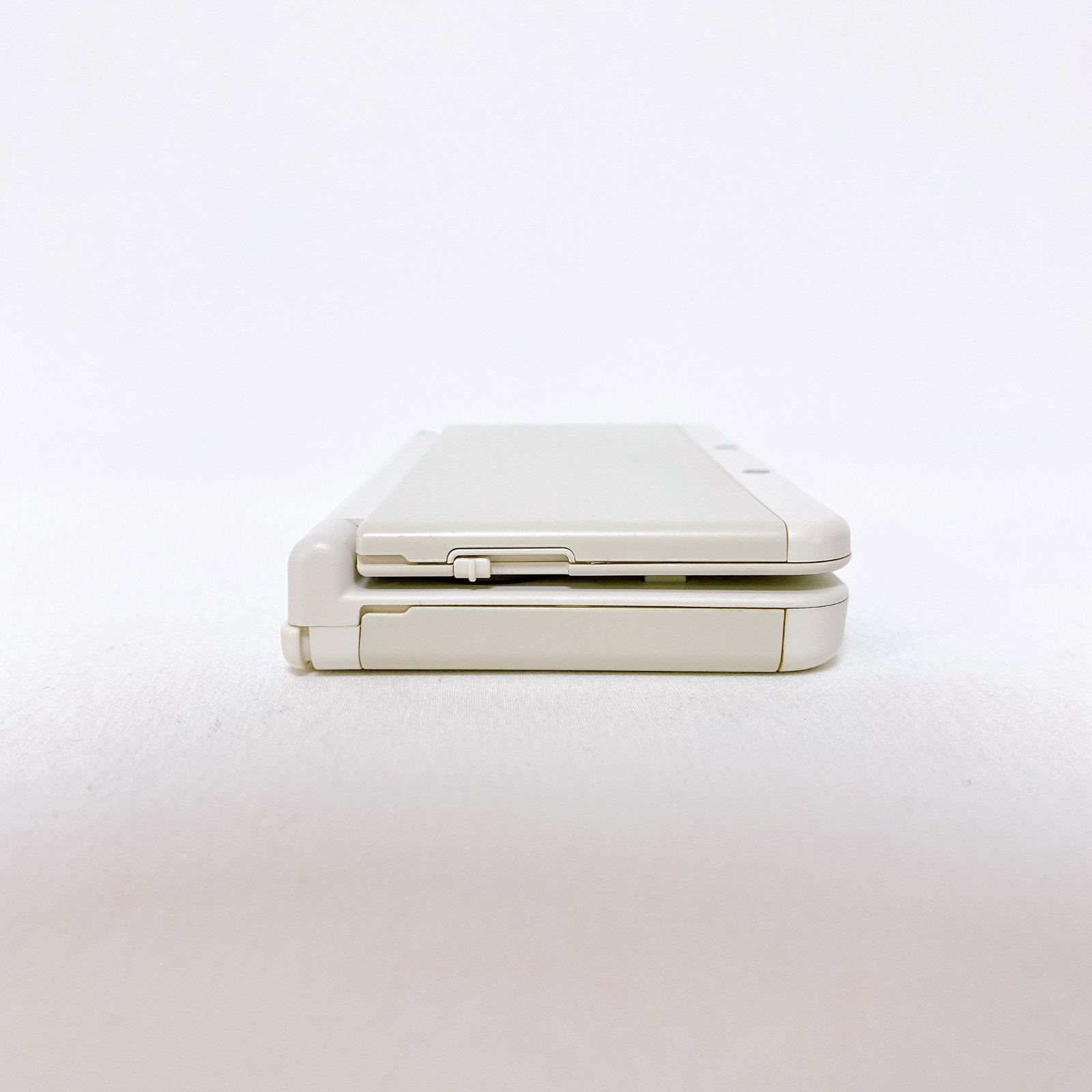 New Nintendo 3DS White Stylus Console NTSC-J Japan Tested Fast Shipping Rank S