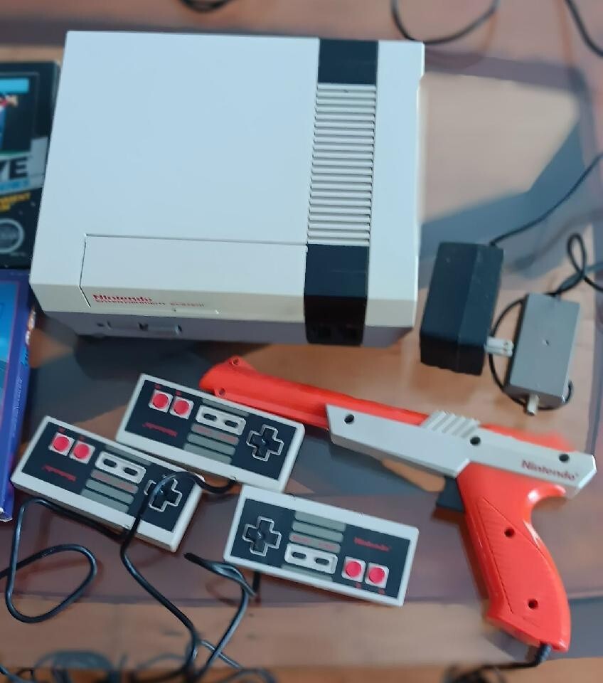 Nintendo NES Action Set Home Console – White/Gray