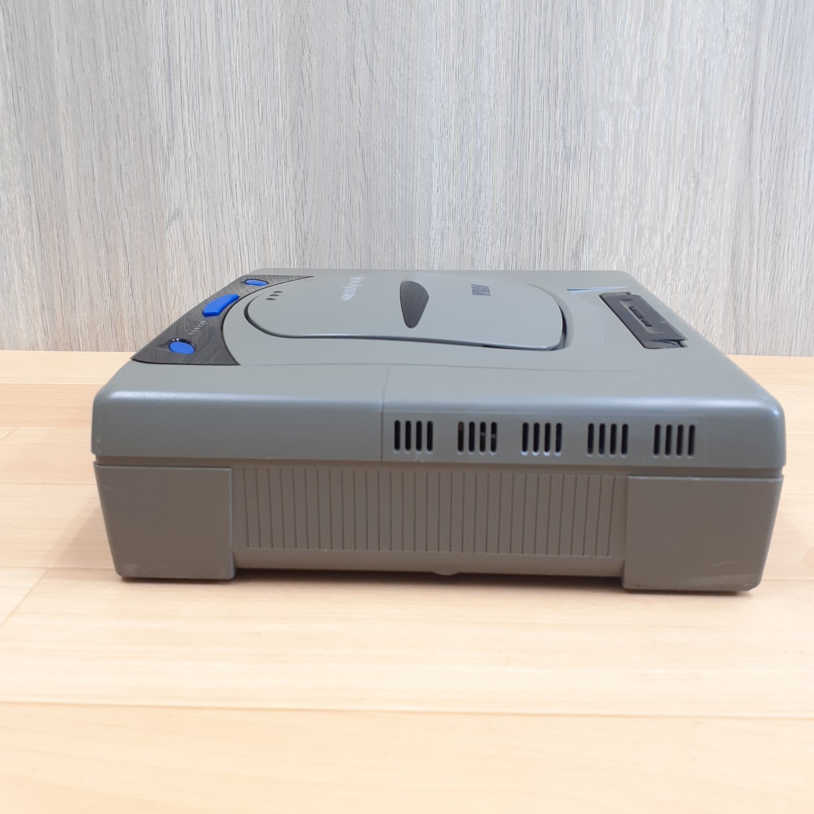Japan SEGA SATURN Console HST-3210 with 2 controllers, Cables 5 Games SG825G-5G