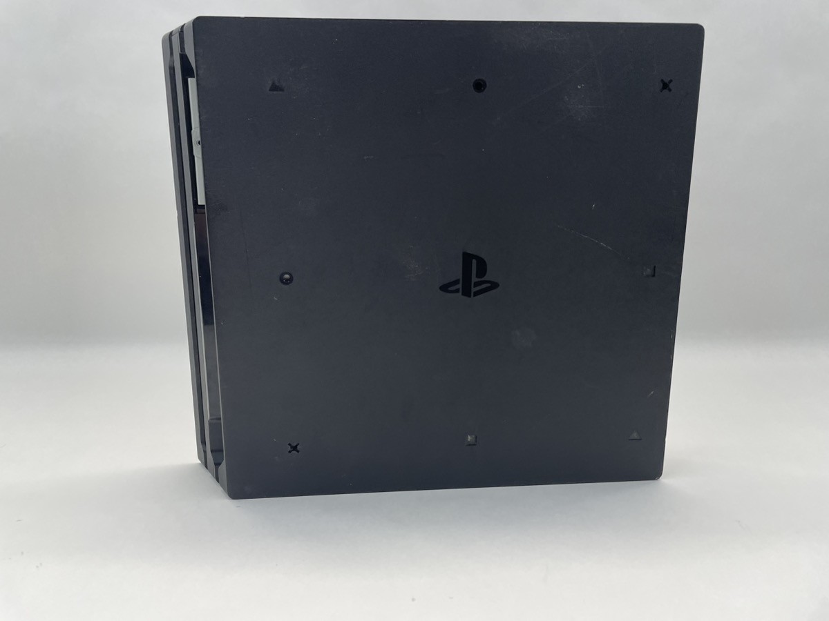 DISC READER DOES NOT WORK!! 2tb ps4 w power cord and controller. (P02004897)