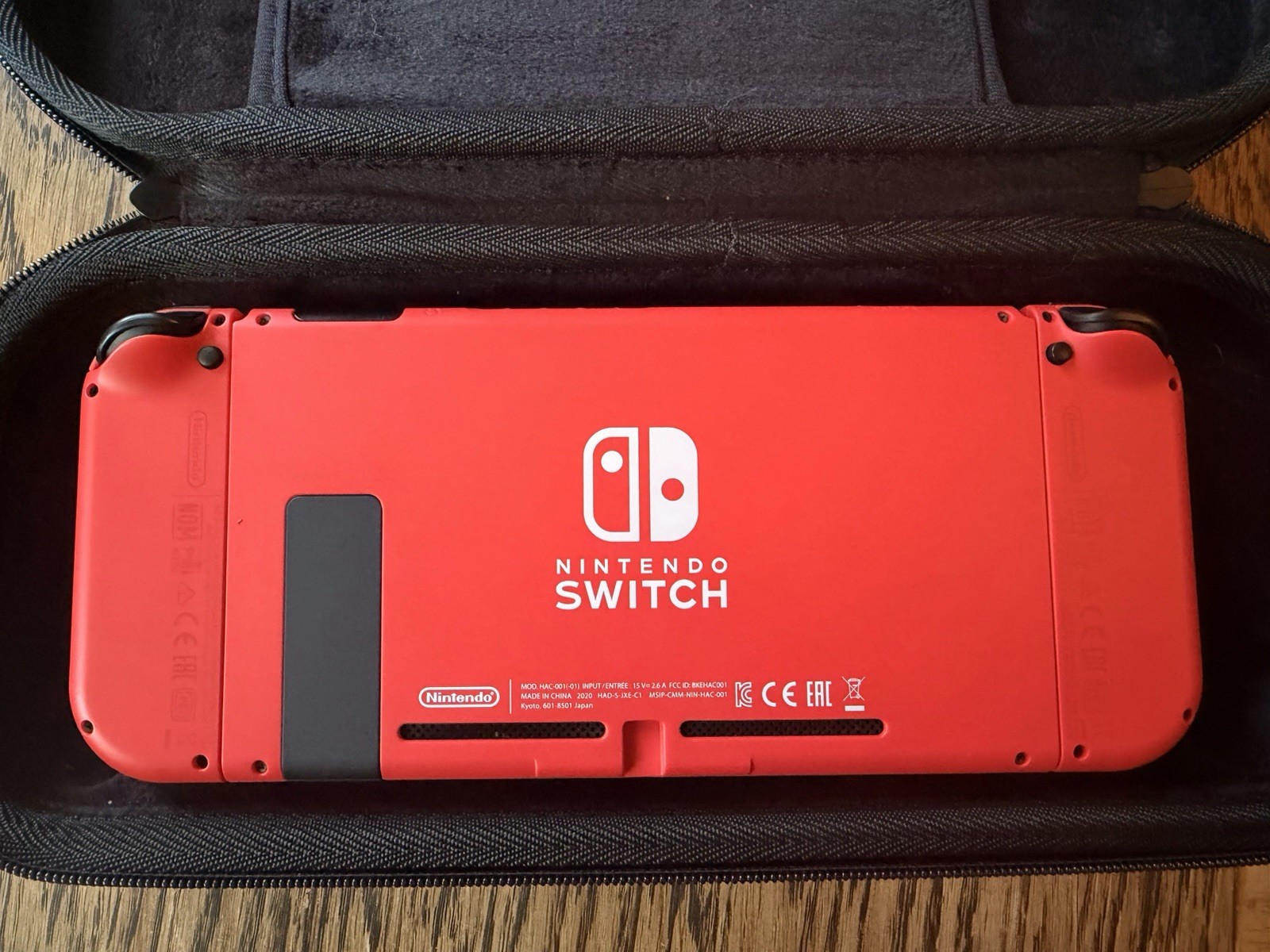 Nintendo Switch V1 Unpatched With Custom shell + Games & Extras
