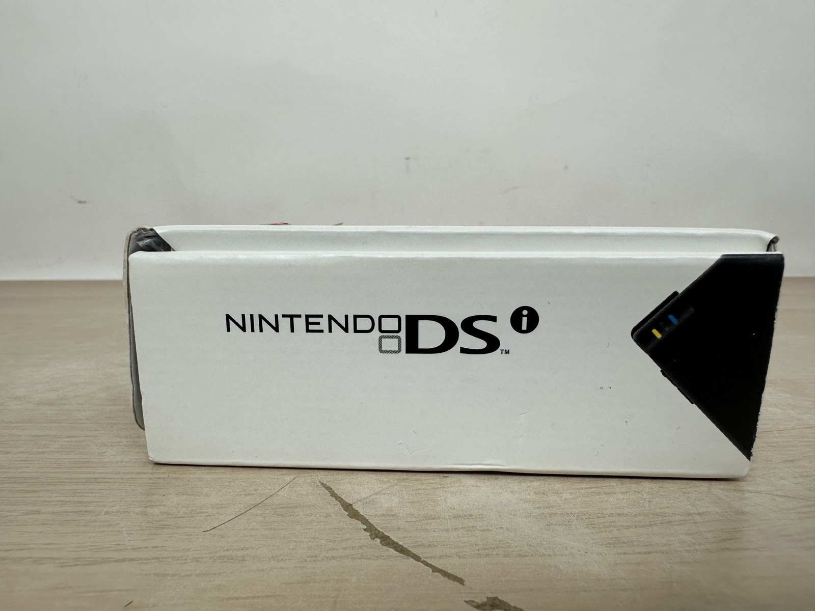 Nintendo DSi – Matte Black – Complete in Box CIB w/ Inserts/Charger/Stylus WORKS