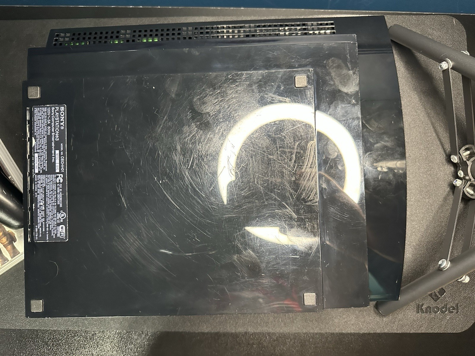 Sony PlayStation 3 – Fat – 40 GB – Bundle – Lot – With inFamous and Power Cord