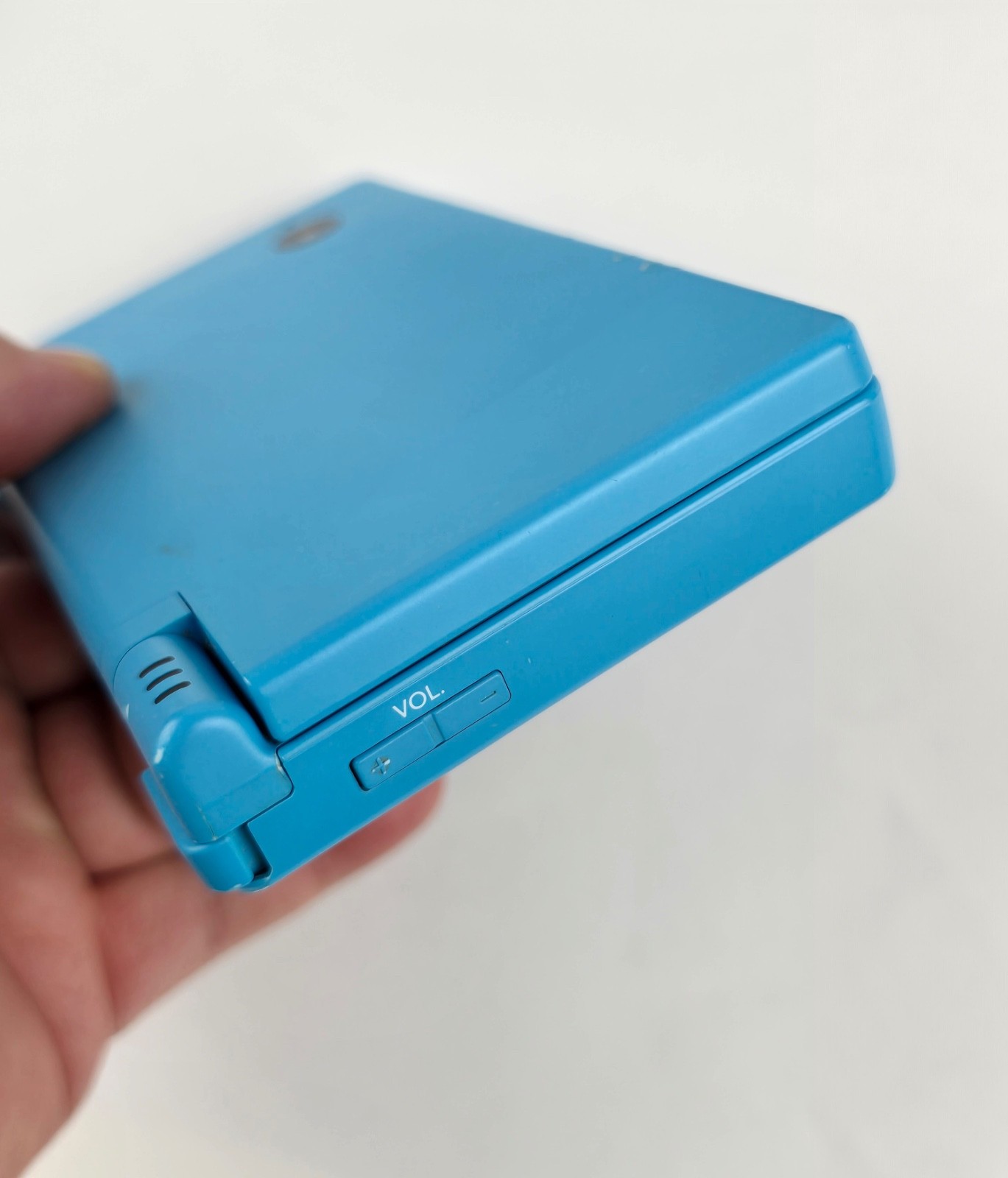 Nintendo DSi TWL-001 Bright Blue Color w/ Charger & Space Invaders Working