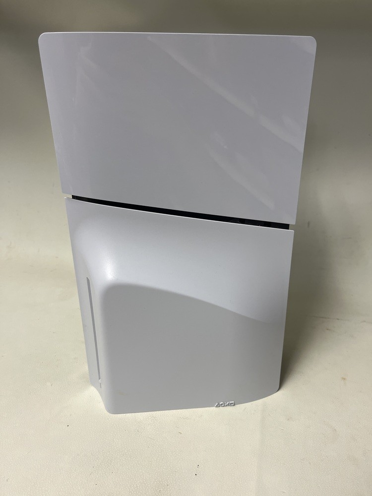 SONY CFI-2015 PLAYSTATION 5 HOME VIDEO GAME CONSOLE W/ CONTROLLER AND CORDS