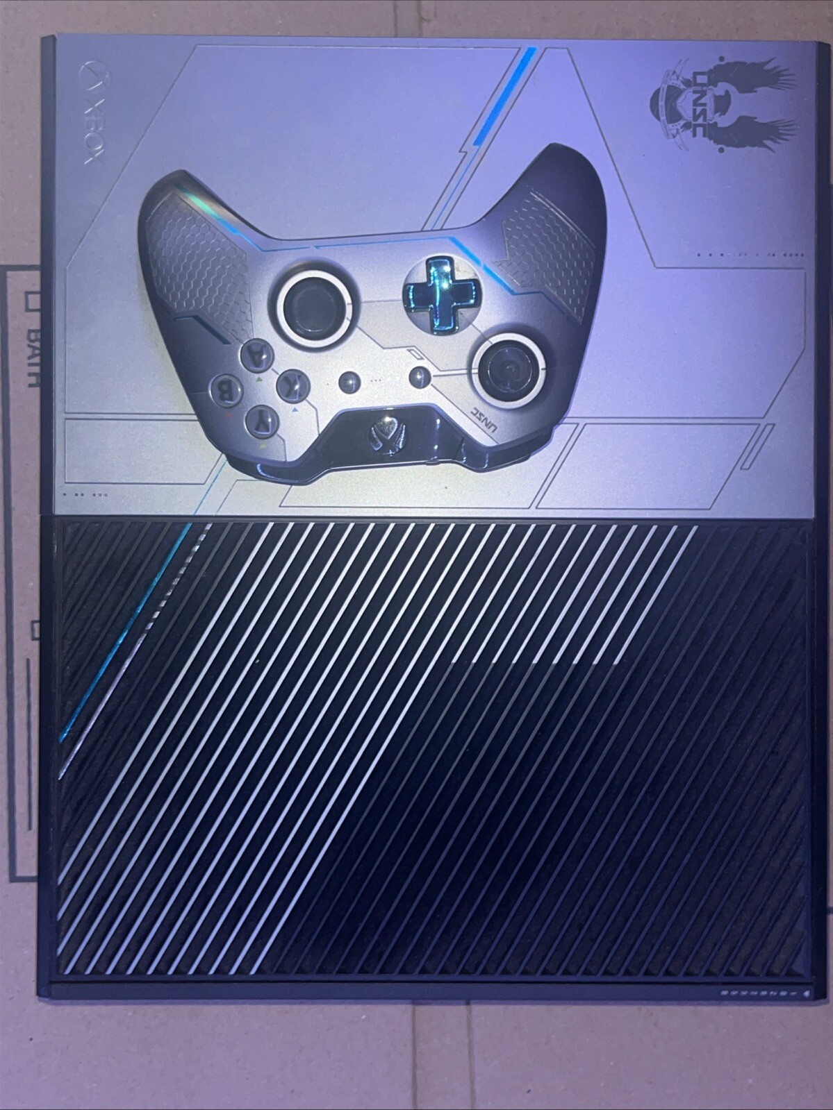 Microsoft Xbox One Halo 5: Guardians Limited Edition 1TB Black & Silver Console