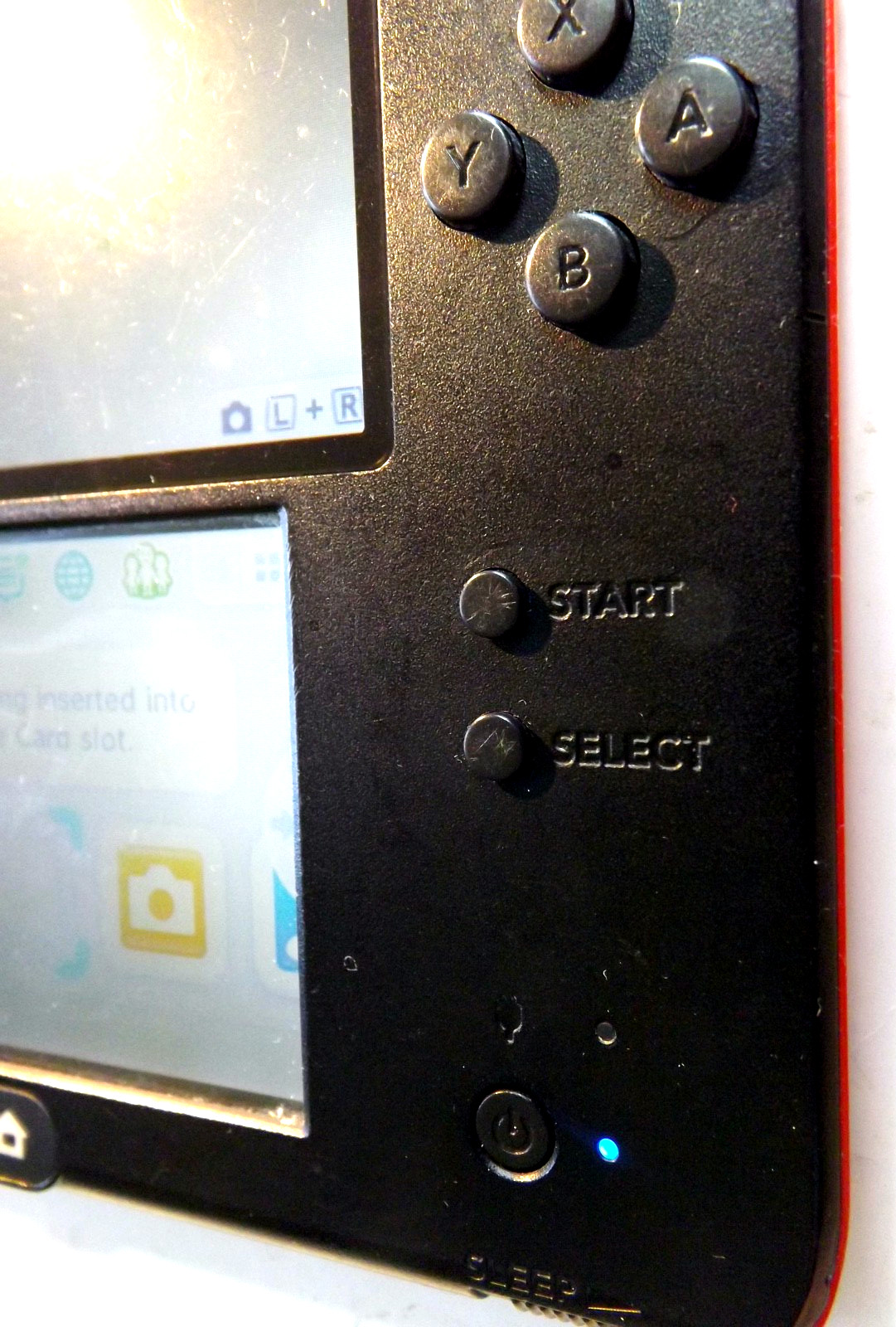 2011 Nintendo 2DS Handheld System Launch Edition Crimson Red with Power Adapter