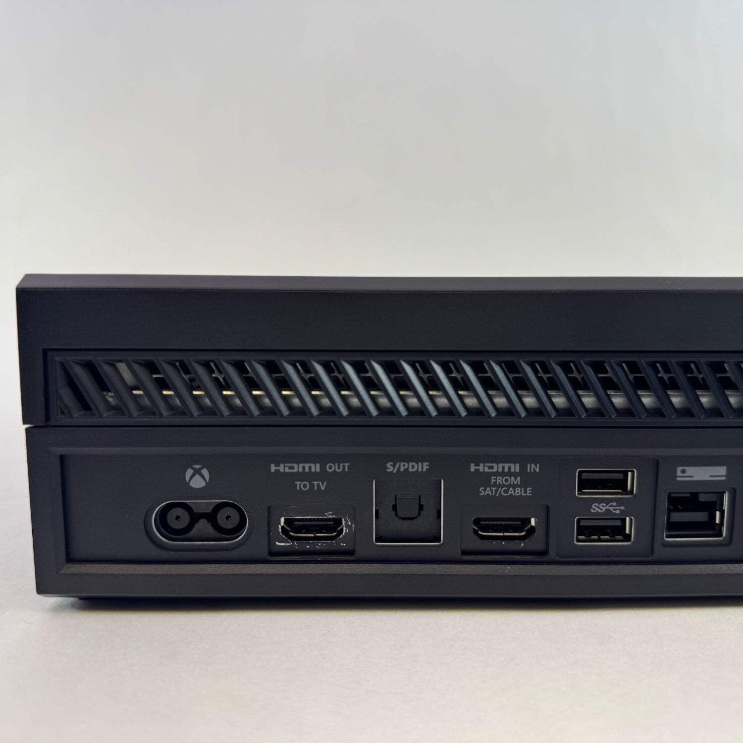 Microsoft Xbox One 500GB Console Gaming System Black 1540