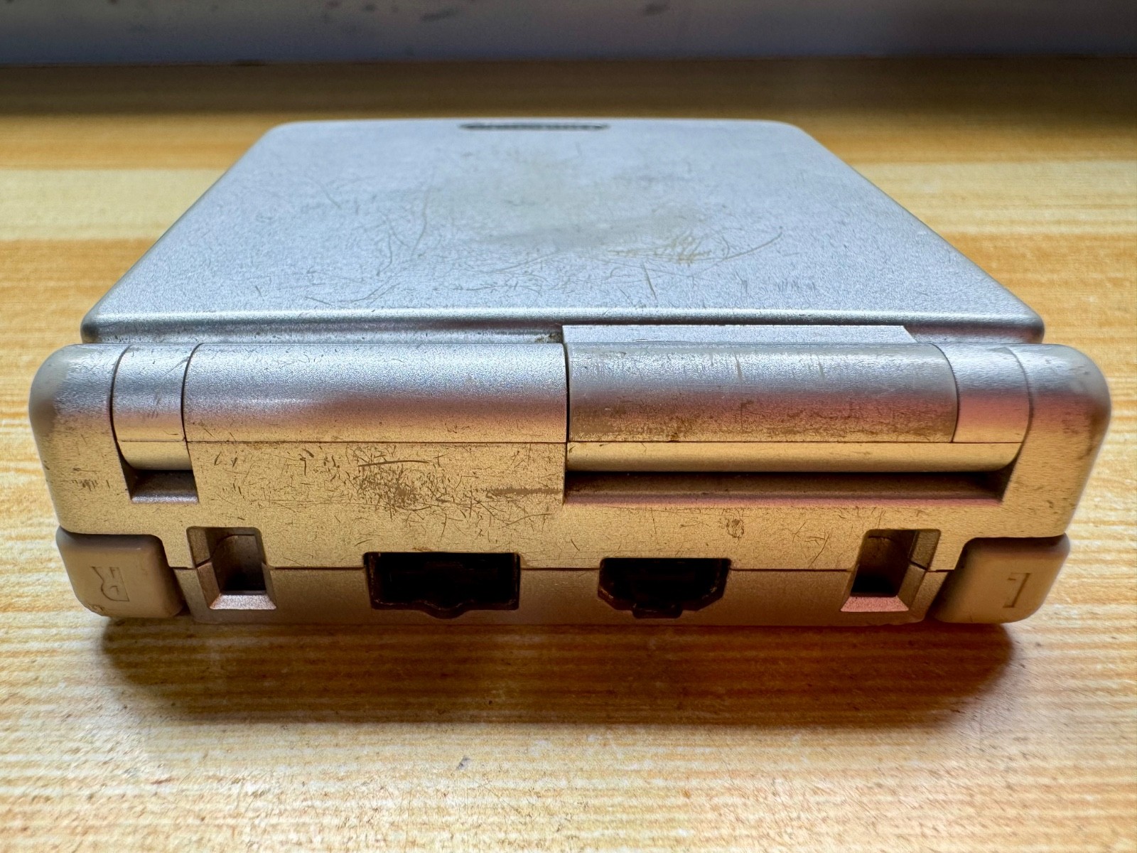 Nintendo Gameboy Advance SP AGS001 Metal Silver Handheld w/ USB Cable & Battery