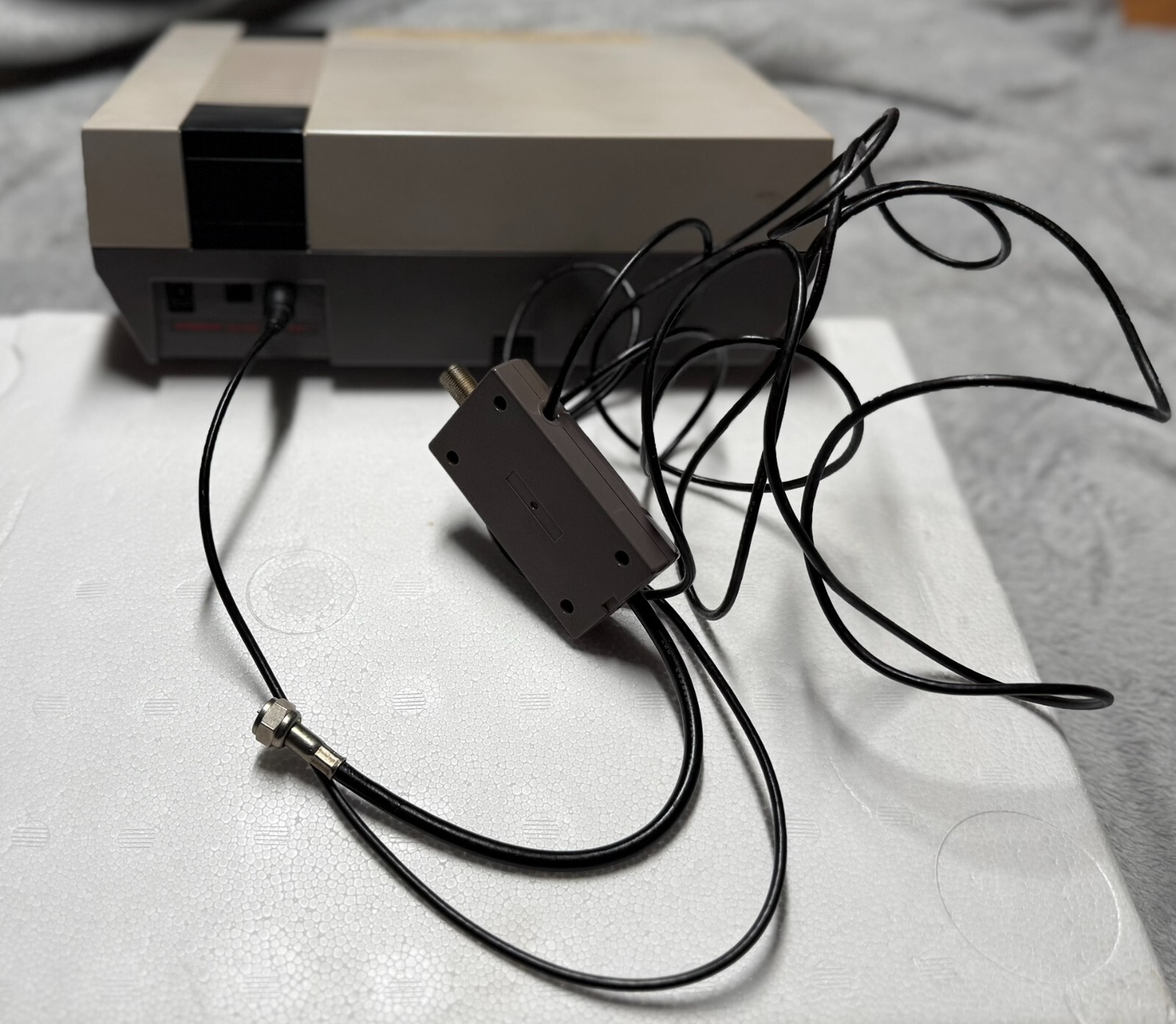 Nintendo NES Action Set Home Console – White/Gray (Model No. NES-001)
