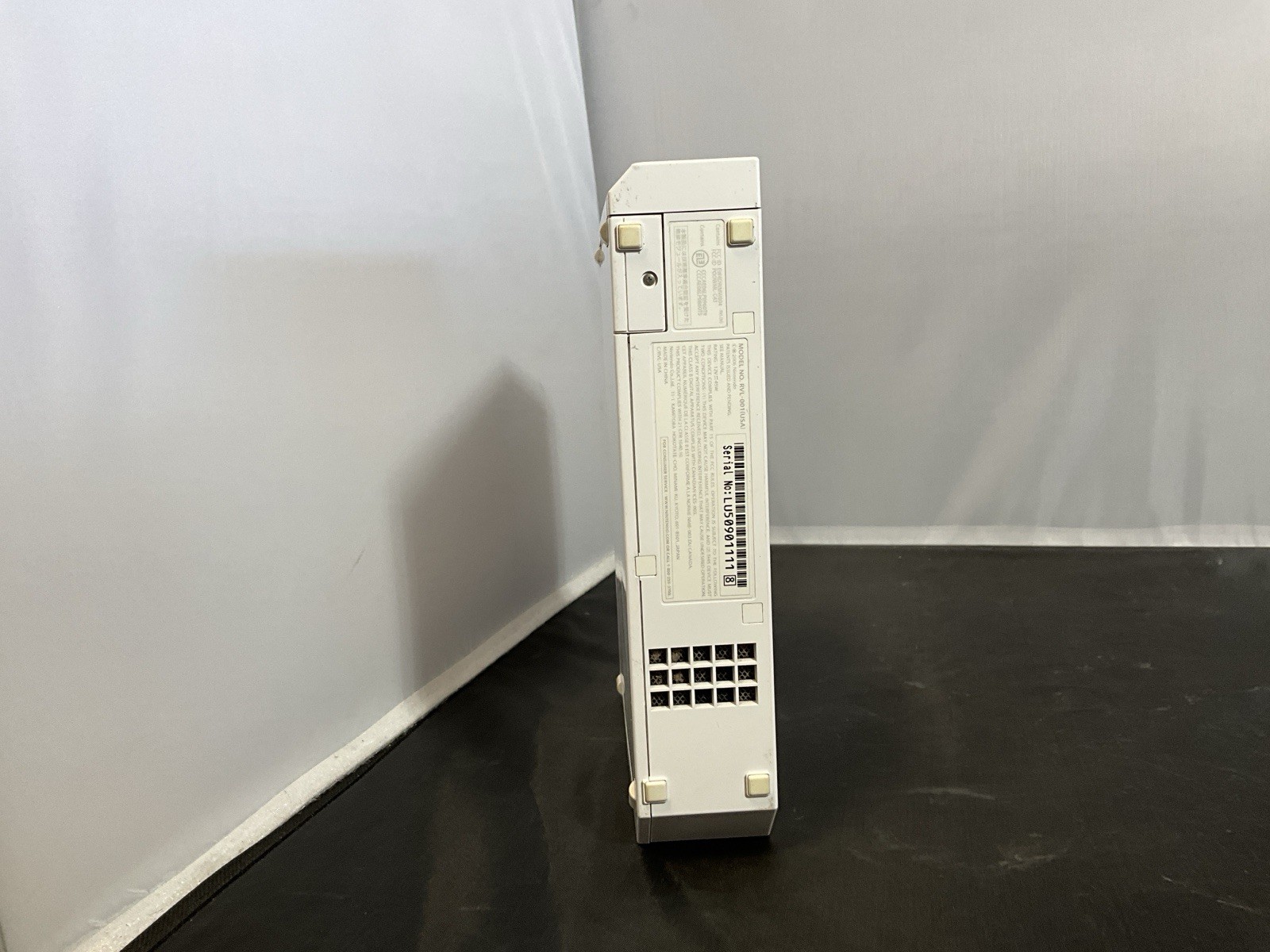 Nintendo Wii Console RVL-001 White Video Game System Only No Cords Tested Works