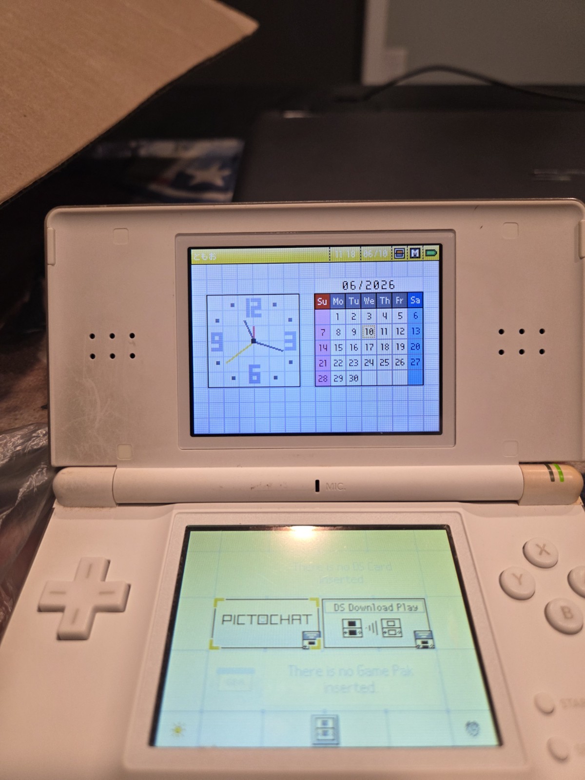 Nintendo DS Lite USG-001 JPN White Handheld Console Stylus & Cable
