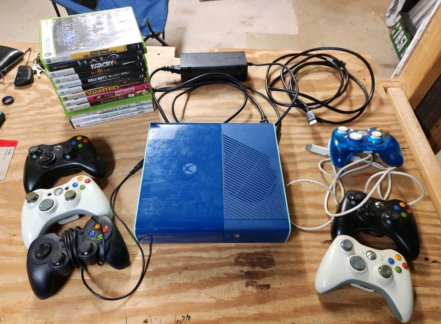 Microsoft Xbox 360 E 500GB Console Gaming System 1538 Blue Controllers Games