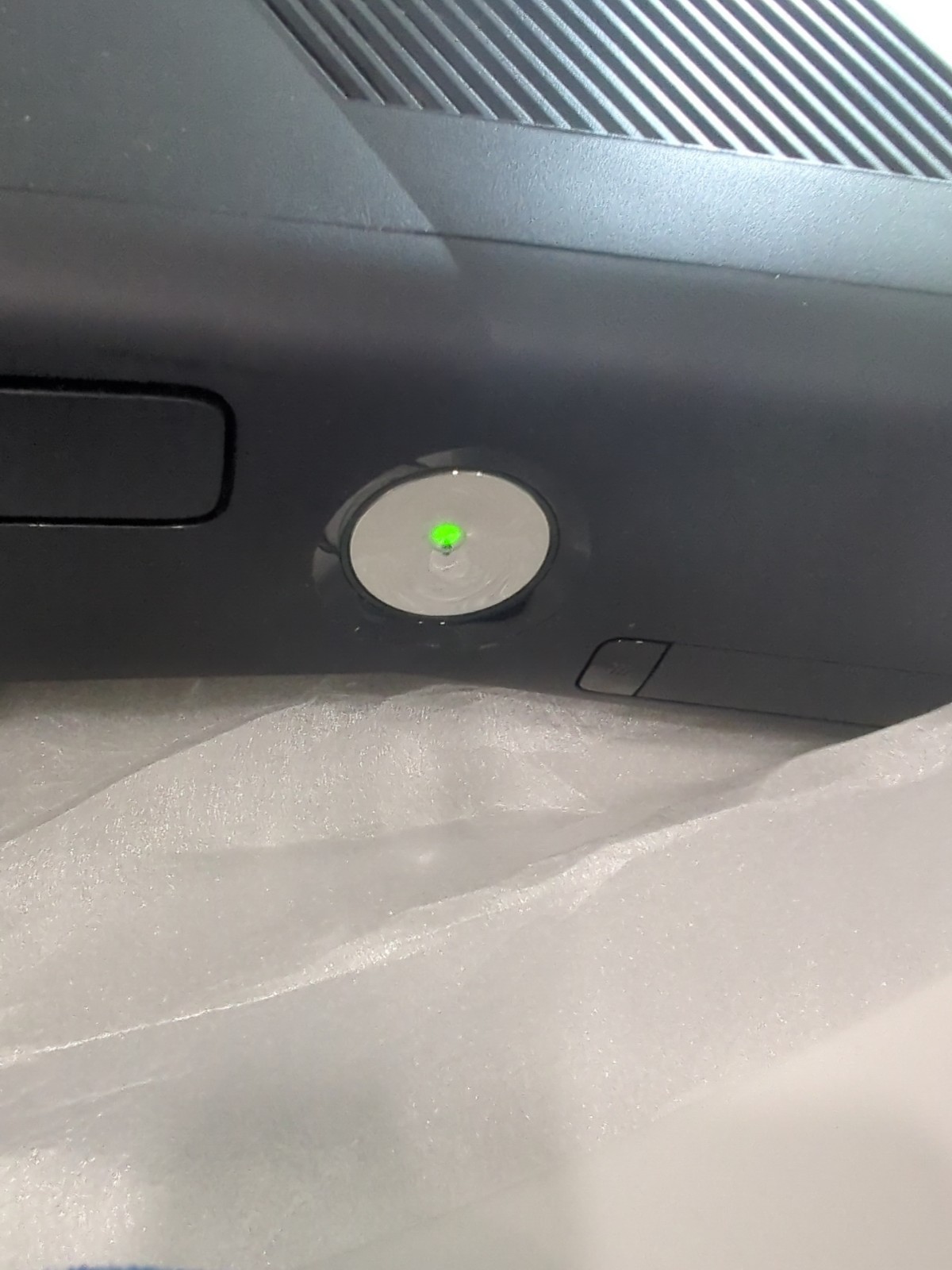 Microsoft Xbox 360 S Gaming Console and Kinect – Black USED Works Ships Free SH