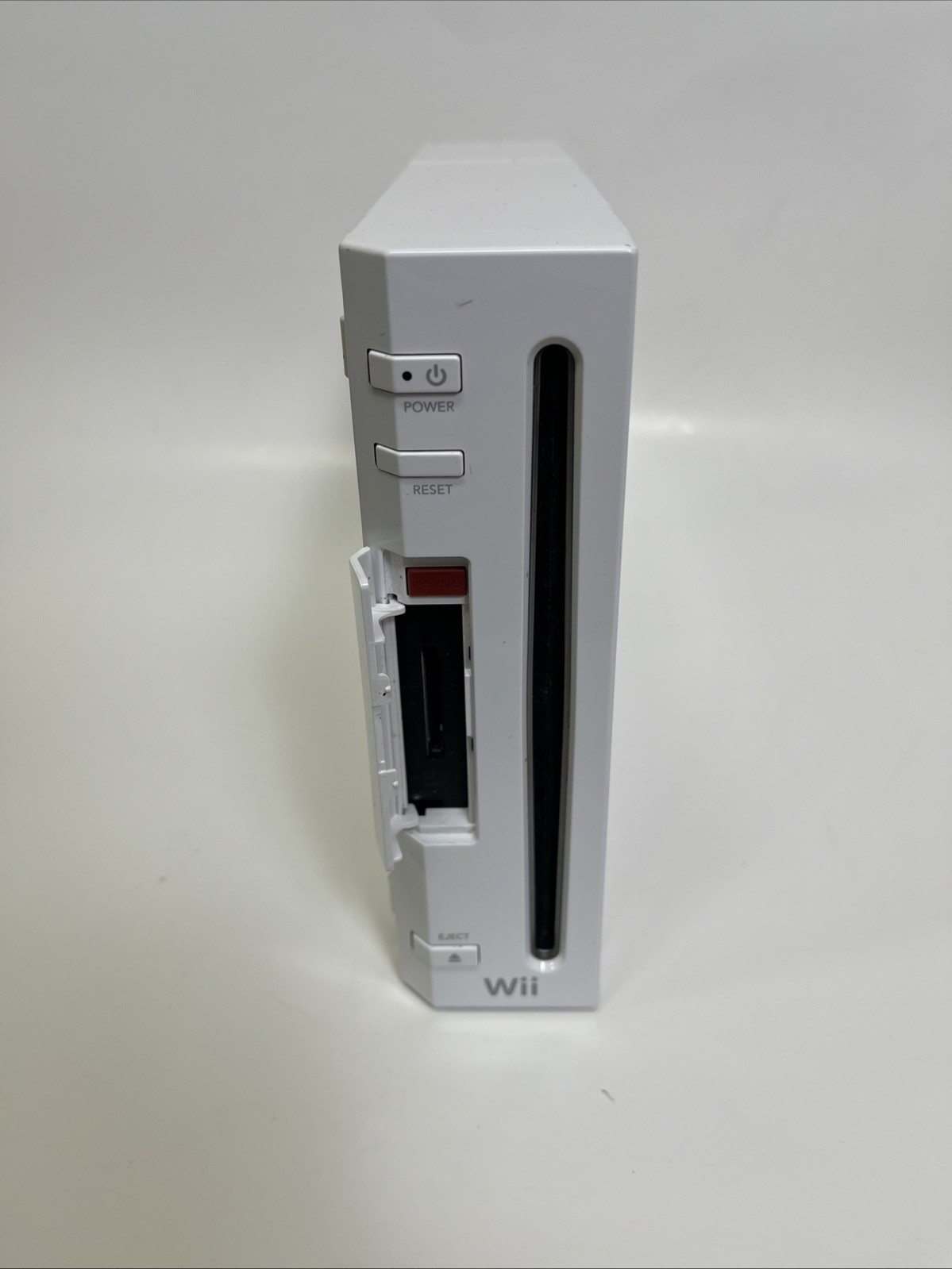 Nintendo Wii Console With Wiimote Controller, Nunchuck & Cords – Tested