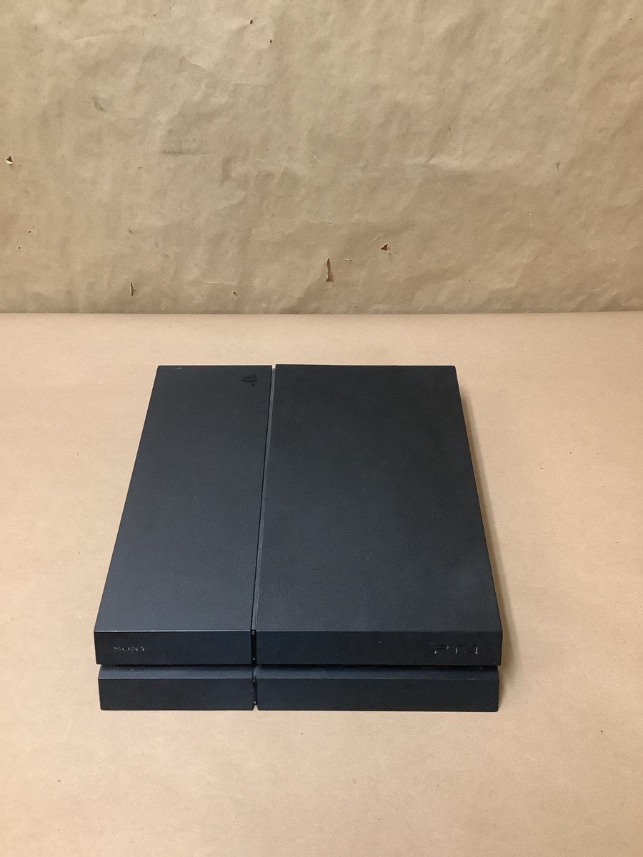 SYSTEM PS4 GAMES SONY CUH1215A, #MB859850016; 500GB (191649-11)