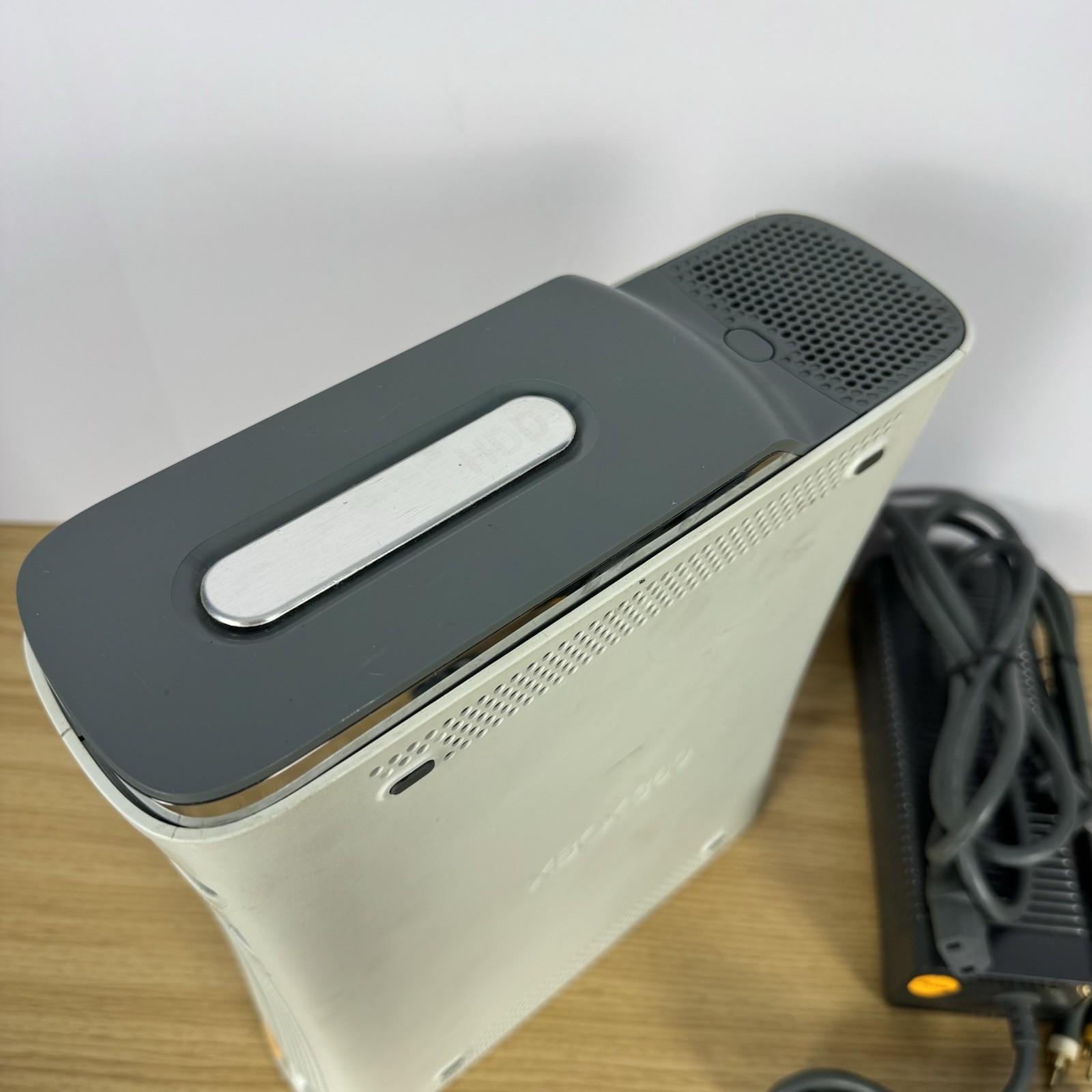 Microsoft Xbox 360 Console – Falcon – 20GB White Fat System READ