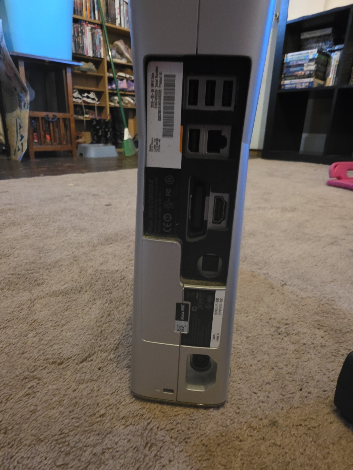 Microsoft Xbox 360 Halo Reach Limited Edition Silver 250GB 2 Controllers