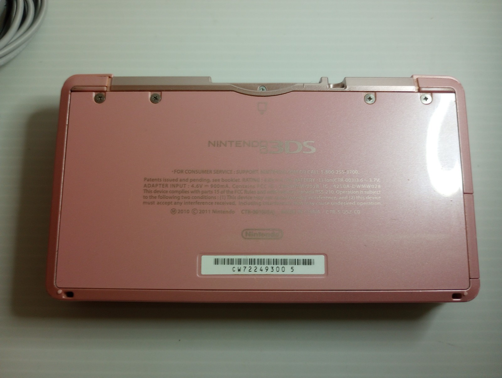 Nintendo 3DS CTR-001 Pearl Pink with OEM Charger Good Shape Some Screen Scratch