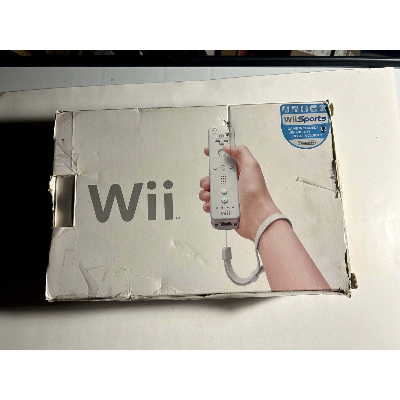 Nintendo Wii Console w/ Cords 1 Wii remote 1 Nunchuck in box w/ 4 Games🔥