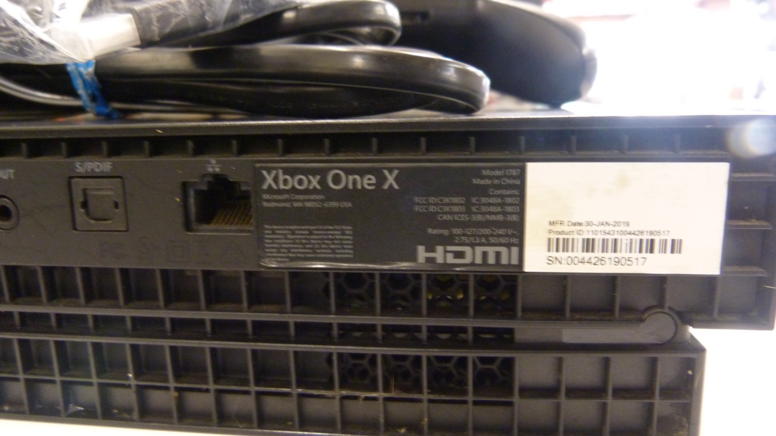 Microsoft Xbox One X 1TB console bundle w/ 3 games & controller – FINE CONDITION
