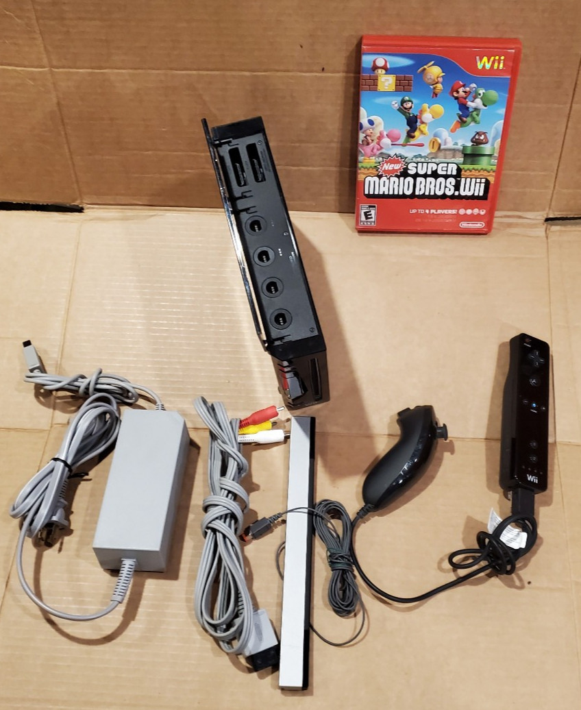 Nintendo Wii Console Black GAMECUBE Compatible with Super Smash bros
