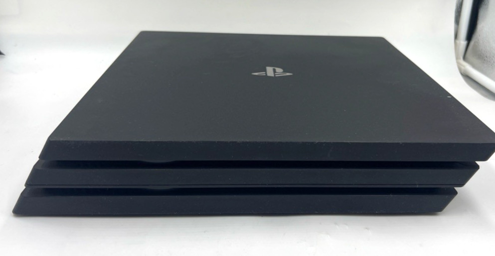 SONY PS4 – PRO – SYSTEM – CUH-7015B – 1TB (EL1117865)
