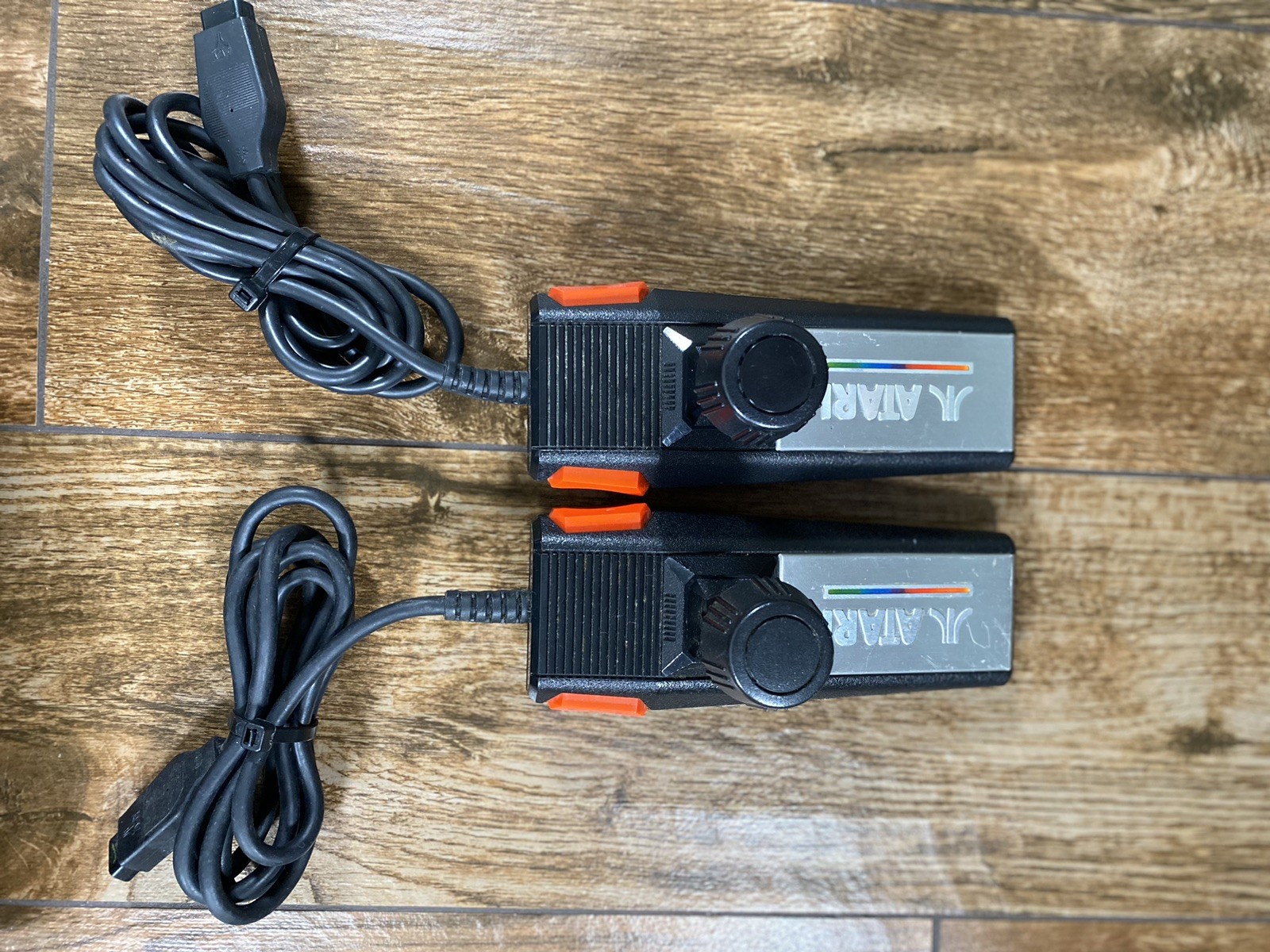Atari 7800 Pro System Game Console w/ Asteroids (new caps, volt. reg, buttons..)