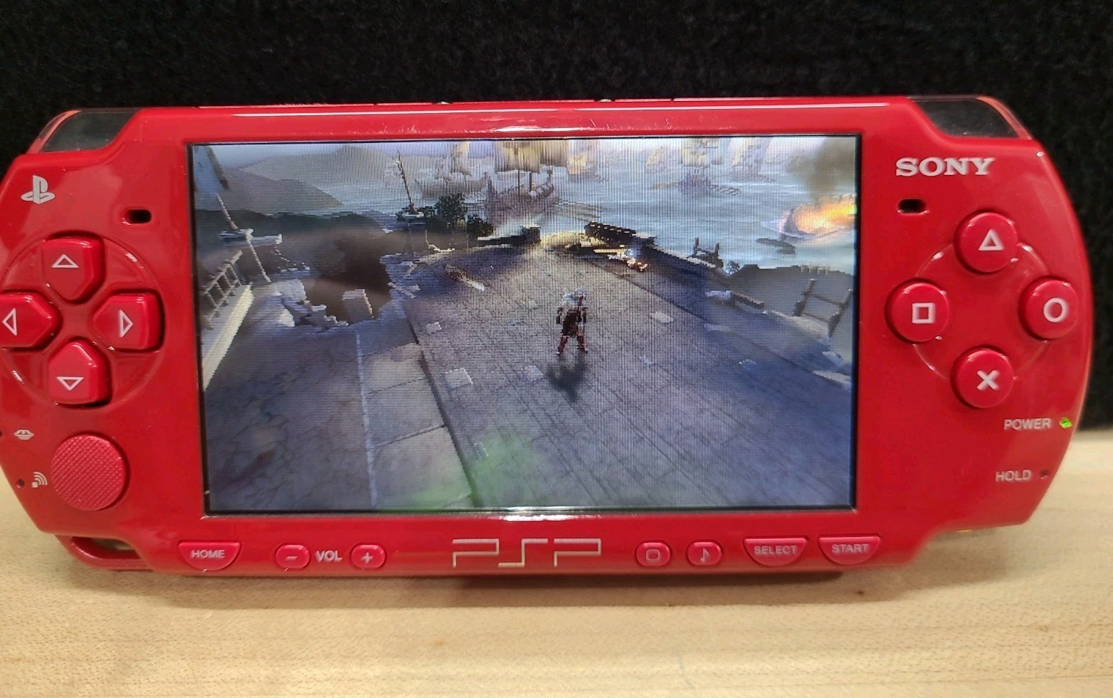 Sony PlayStation Portable PSP-2001 God of War Edition Red Console W/Game New Bat