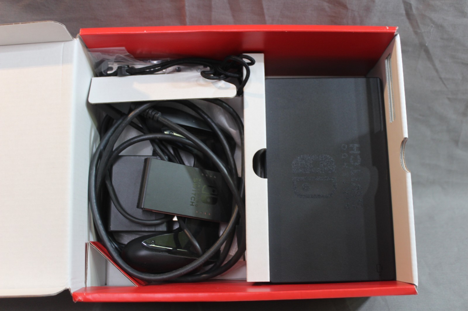 Nintendo Switch Handheld Game Console ~ Complete In Original Box ~ 32GB Storage