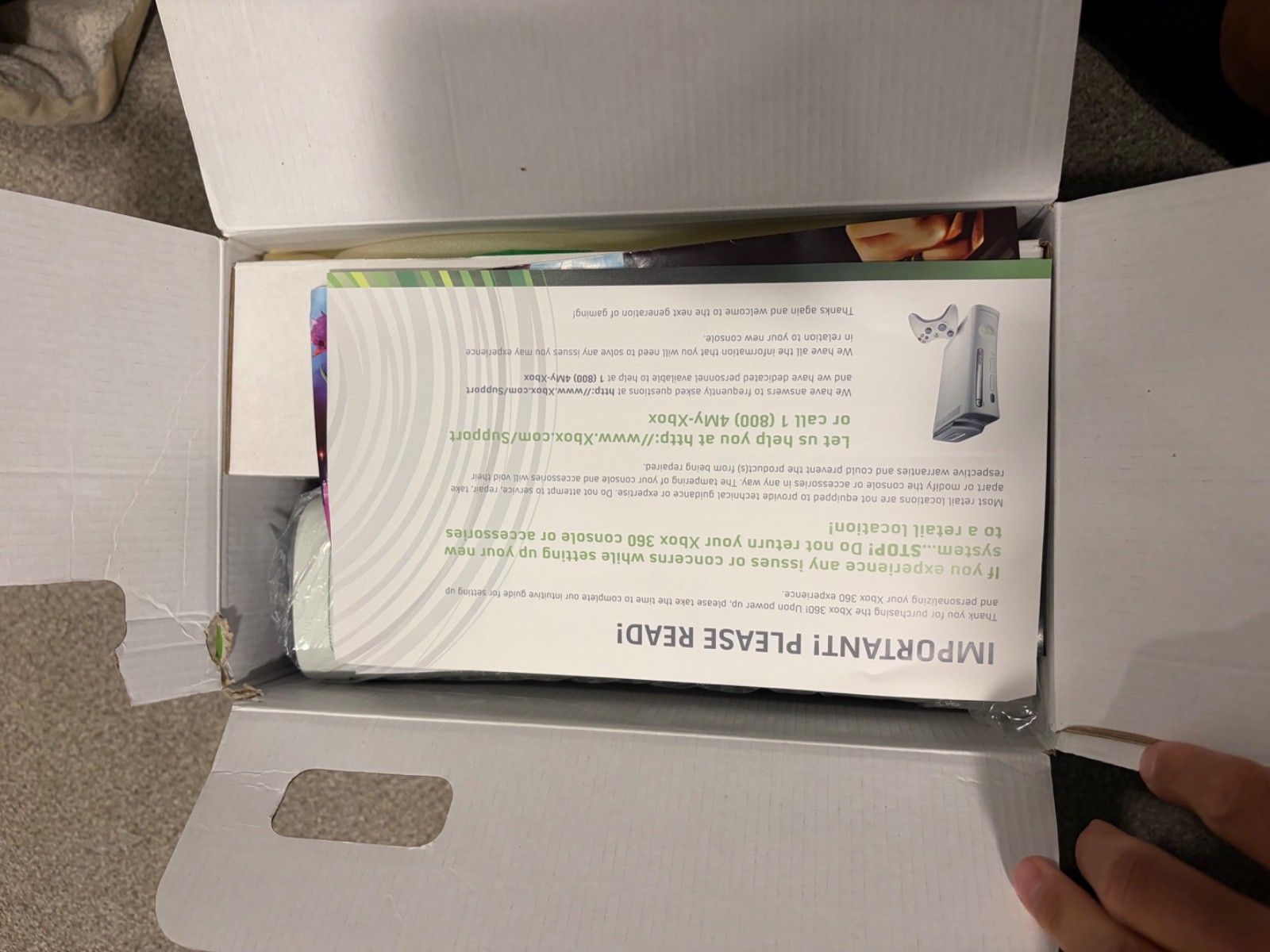 BRAND NEW Xbox 360 Arcade Console 256MB – Never Used – Original Packaging!