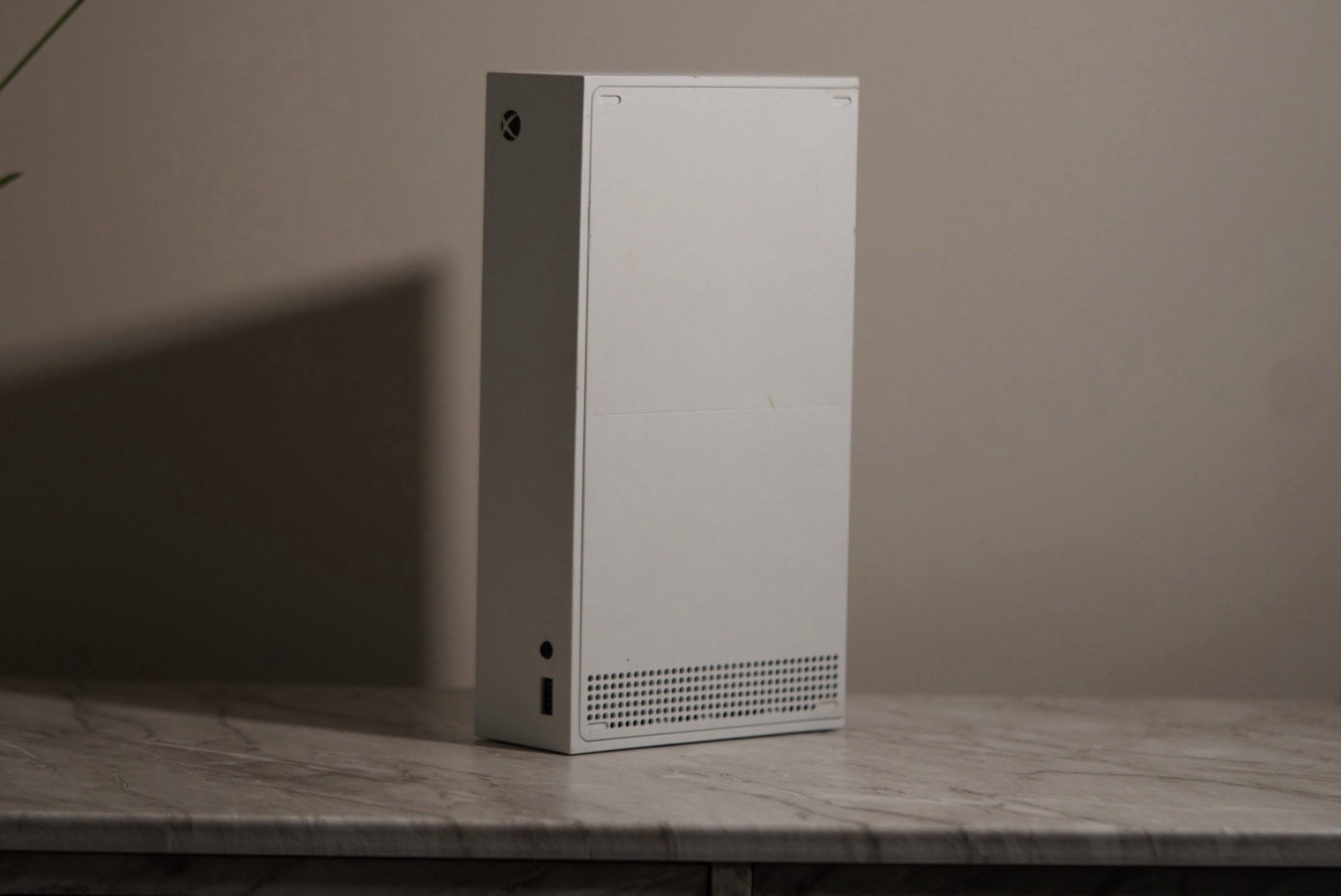 Microsoft Xbox Series S 512GB White Console with Two Wireless Controllers Good