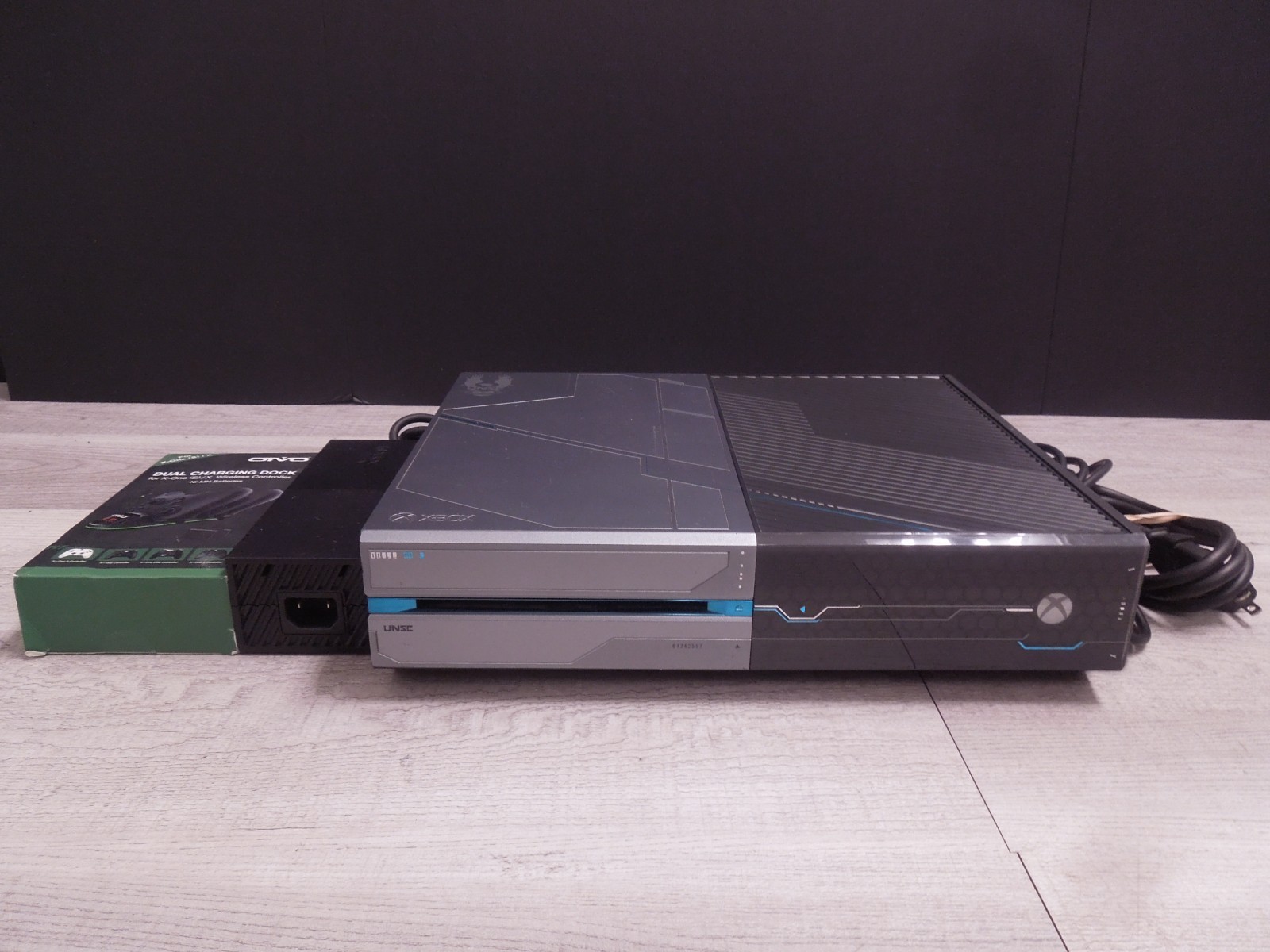 Microsoft Xbox One Halo 5 Guardians Limited Edition Video Game System Console