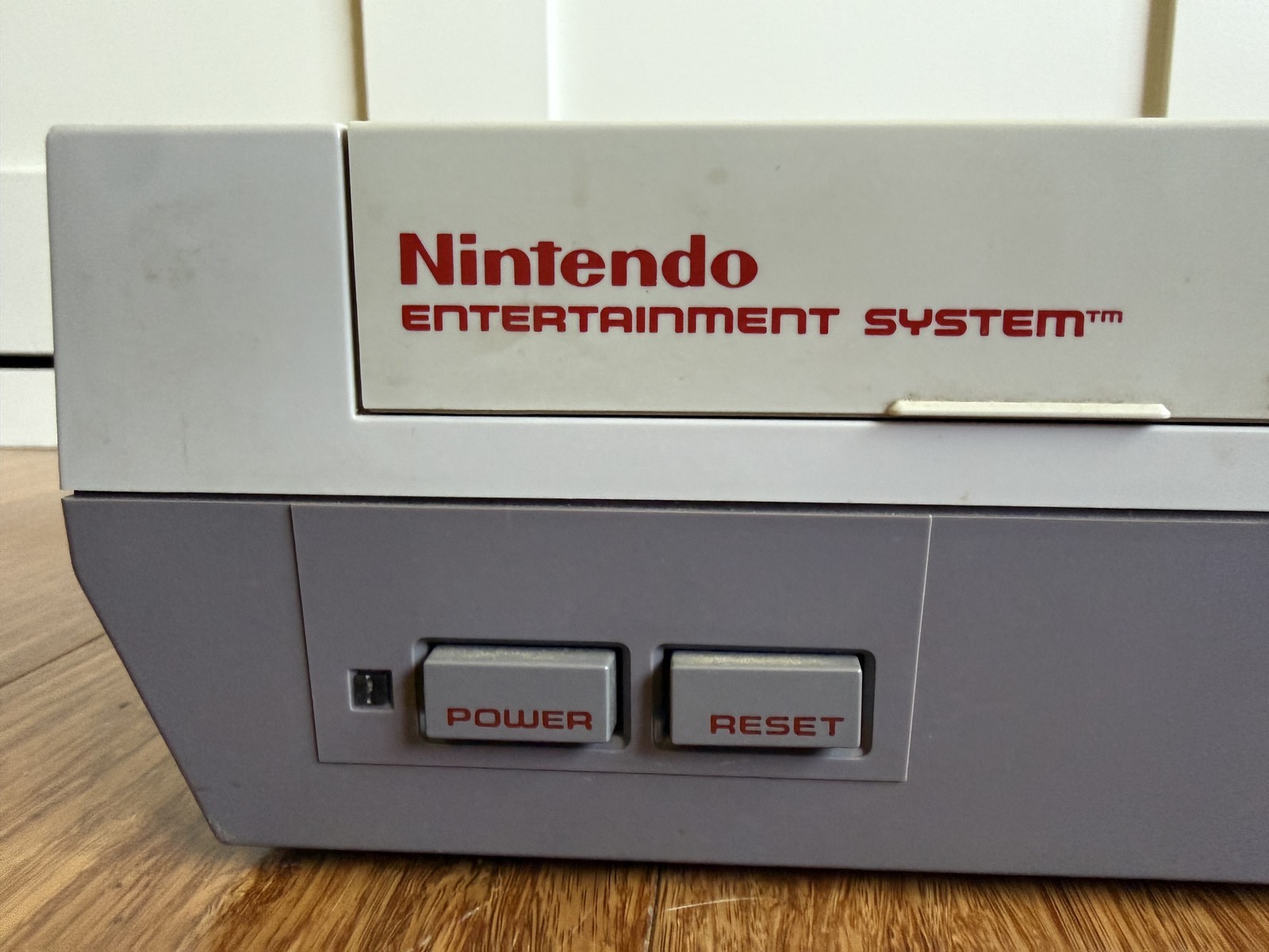Nintendo NES Console Bundle • 2 Controllers • Zapper • Mario Duck Hunt • OEM