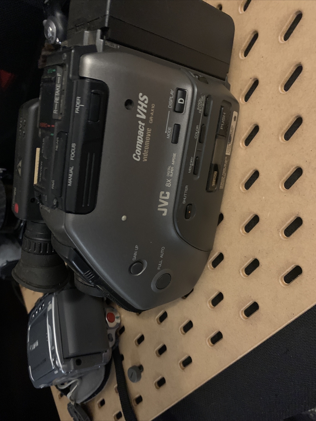 CANON KODAK JVC MILOTA BRANDED… 4 Cameras Pictured