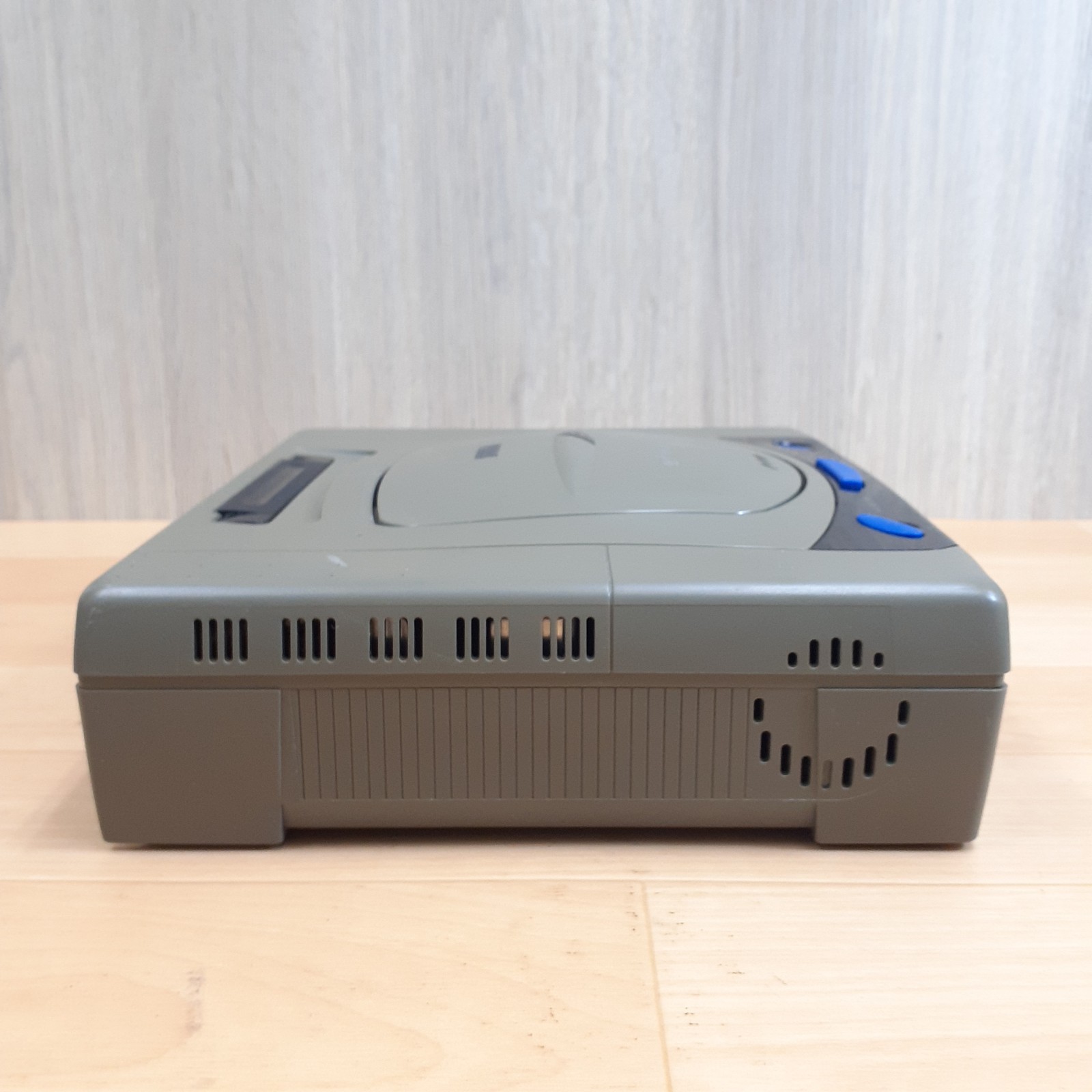 SEGA SATURN CONSOLE JAPAN with 2 Controllers 6 Games & Memory HST-3200 NTSC-J