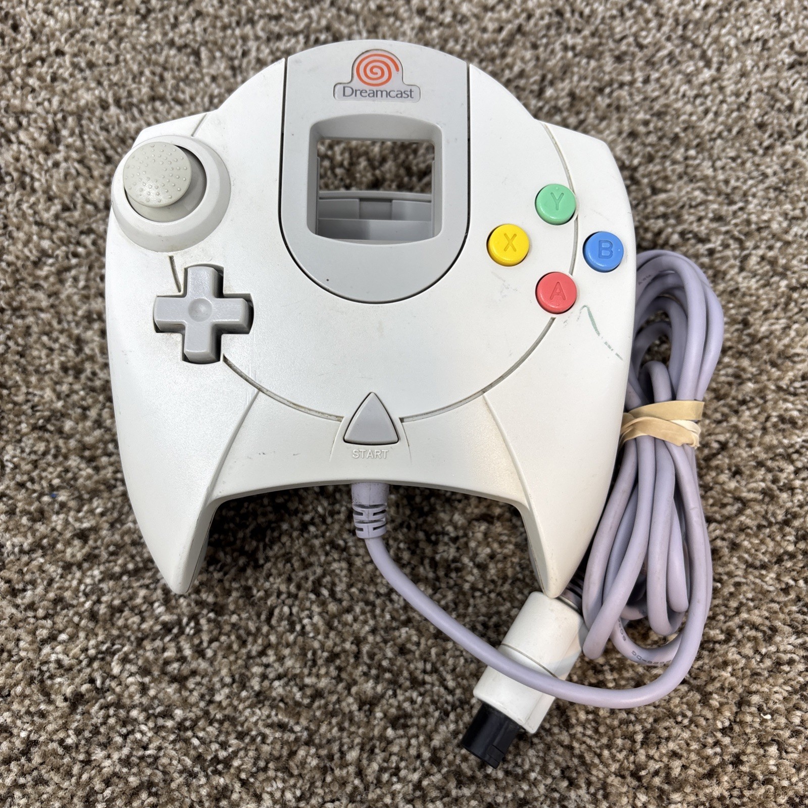 Sega Dreamcast (HKT-3020) Home Console with Controller & Game Bundle