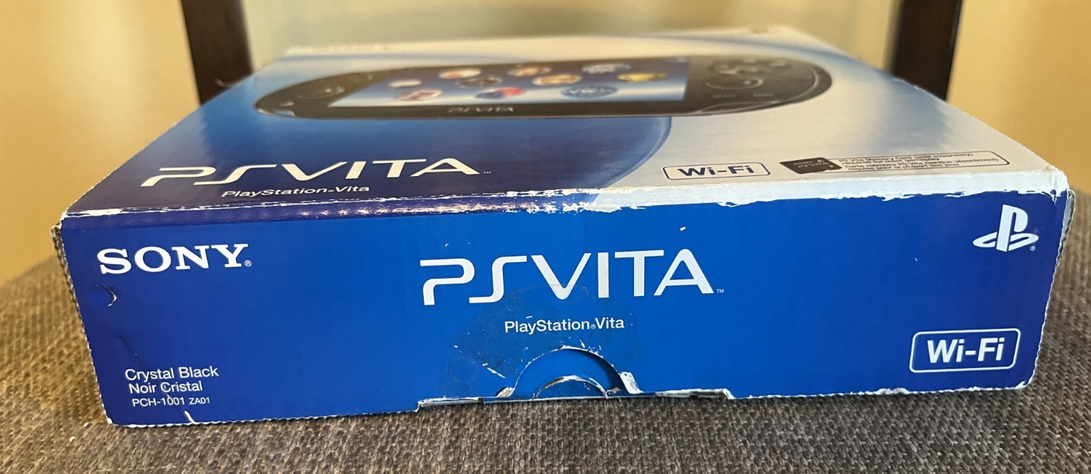 Sony PlayStation PS Vita PCH-1001 Handheld Console Black w/ Box Manual CIB