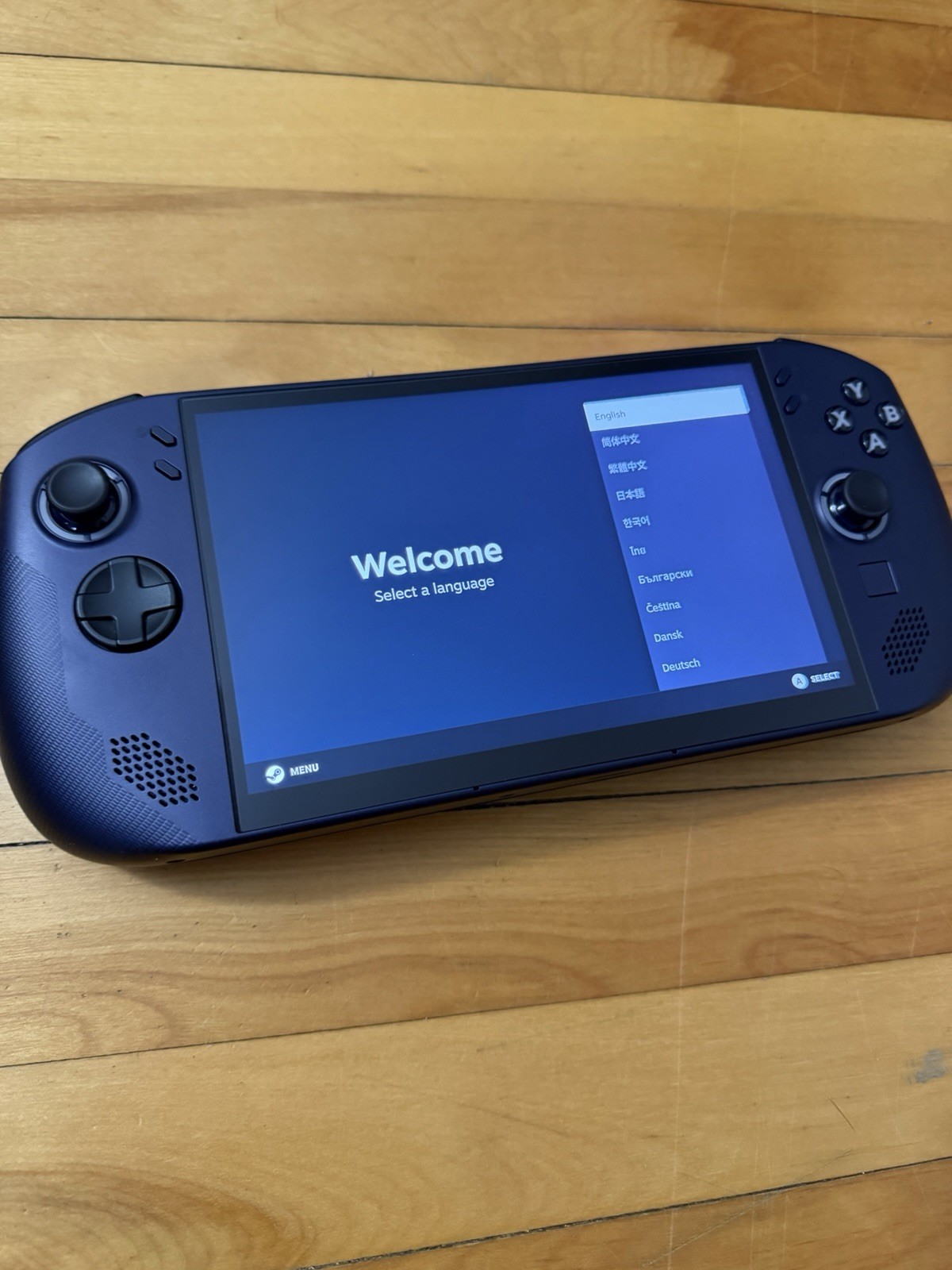 Legion Go S 8″ 120Hz Gaming Handheld AMD Ryzen Z1 Extreme, SteamOS, 32GB