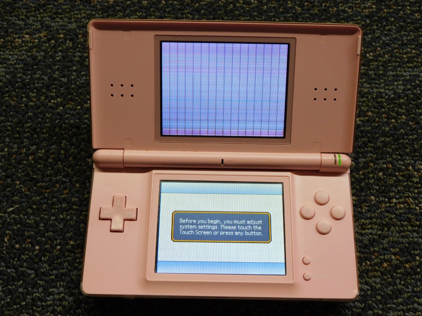 Broken Nintendo DS Lite System Portable Gaming Console – Coral Pink