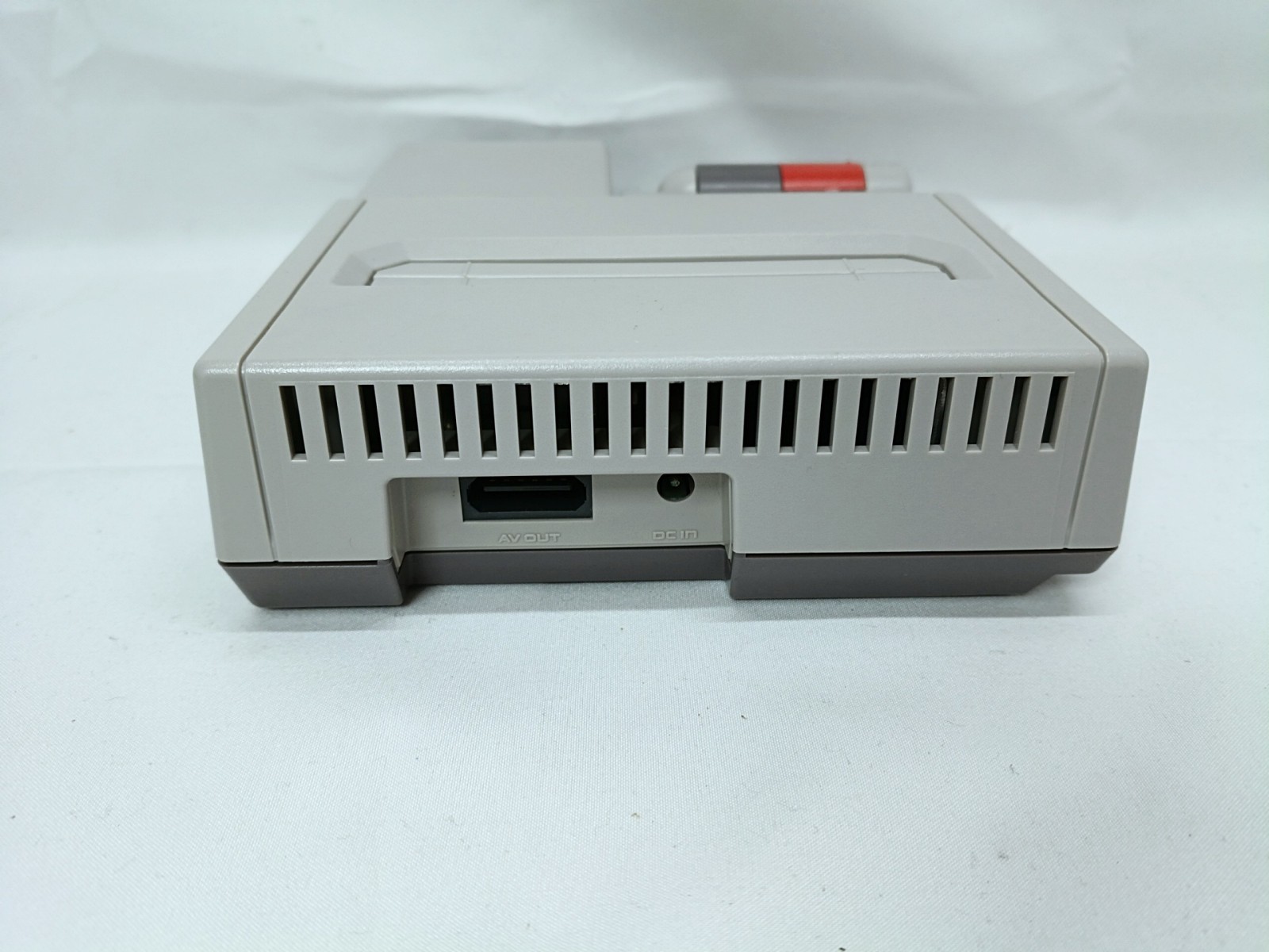 Nintendo AV Famicom Console +Super Mario 1,2,3 (USA) New Famicom NTSC-J Tested