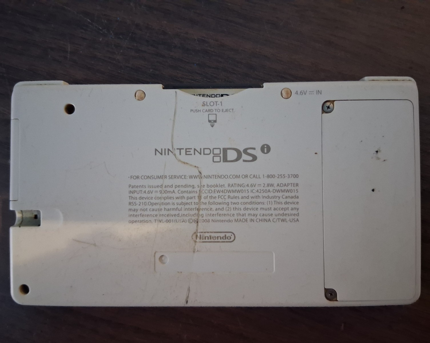 Nintendo DSi White Handheld System TWL-001 NTSC-U/C Built-In Mic 256MB