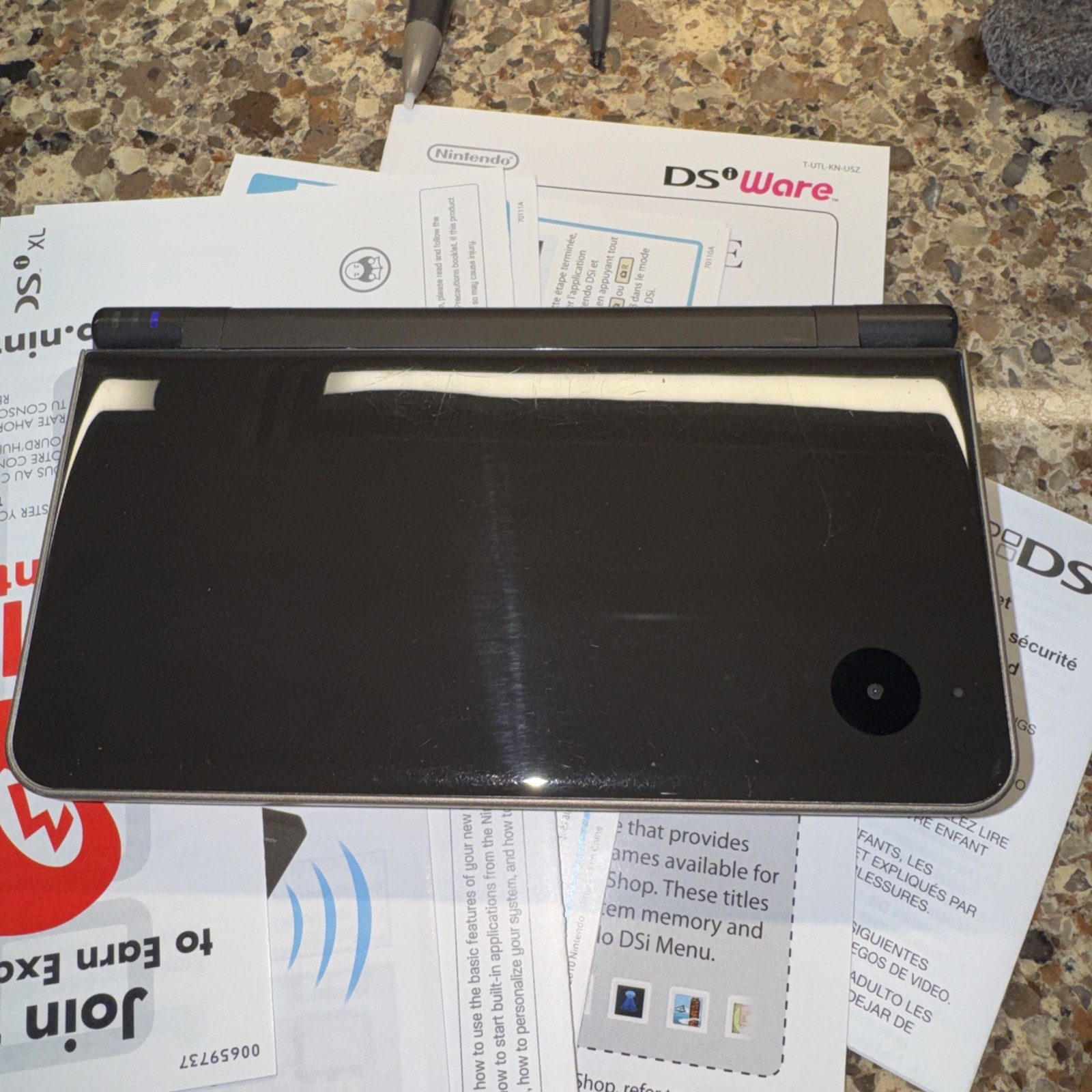 Nintendo DSi XL – Bronze Color Handheld Console – Complete In Box – Excellent