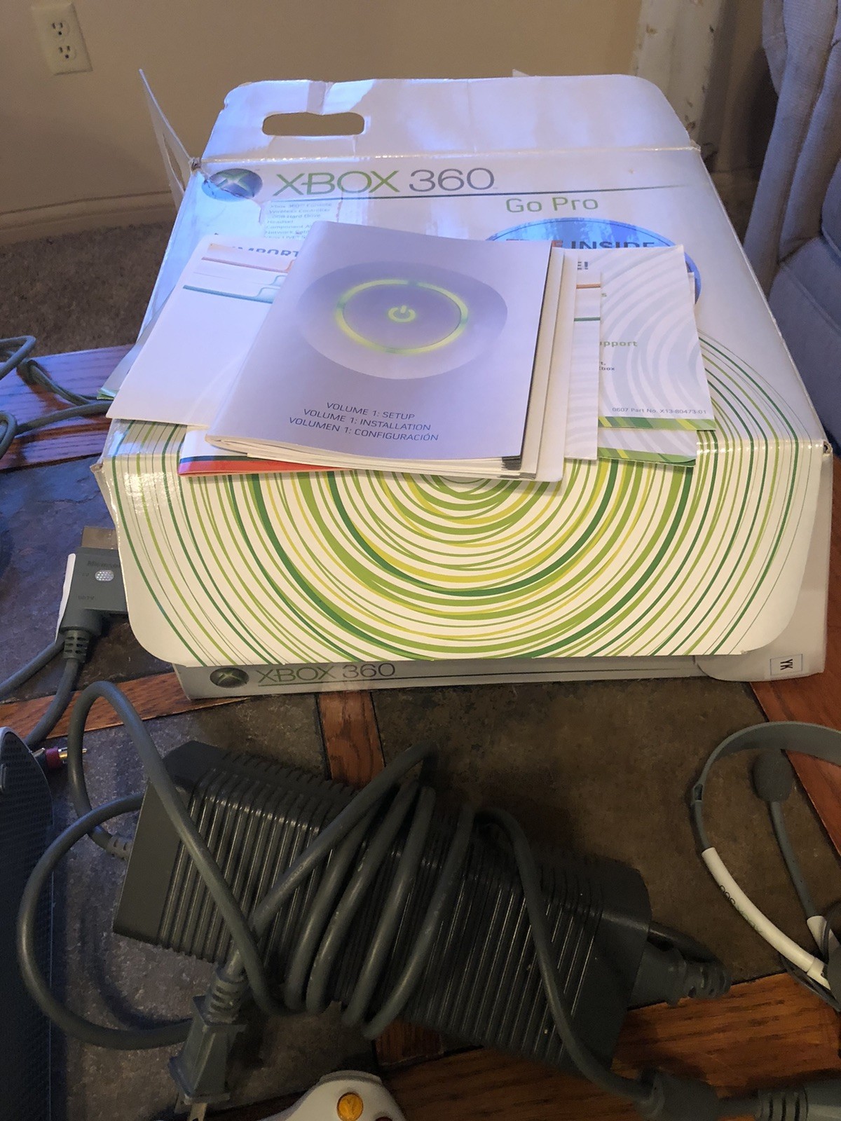 Microsoft XBox 360 Console Bundle 20GB w/ Controllers & 11 Games – Tested
