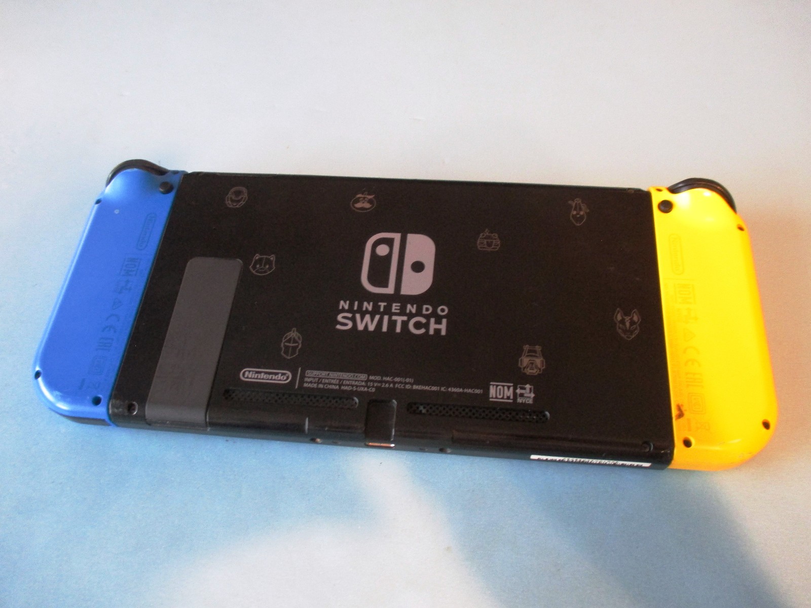 Nintendo Switch Fortnite System Console w/Neon Yellow & Blue Joy-Cons & Extras