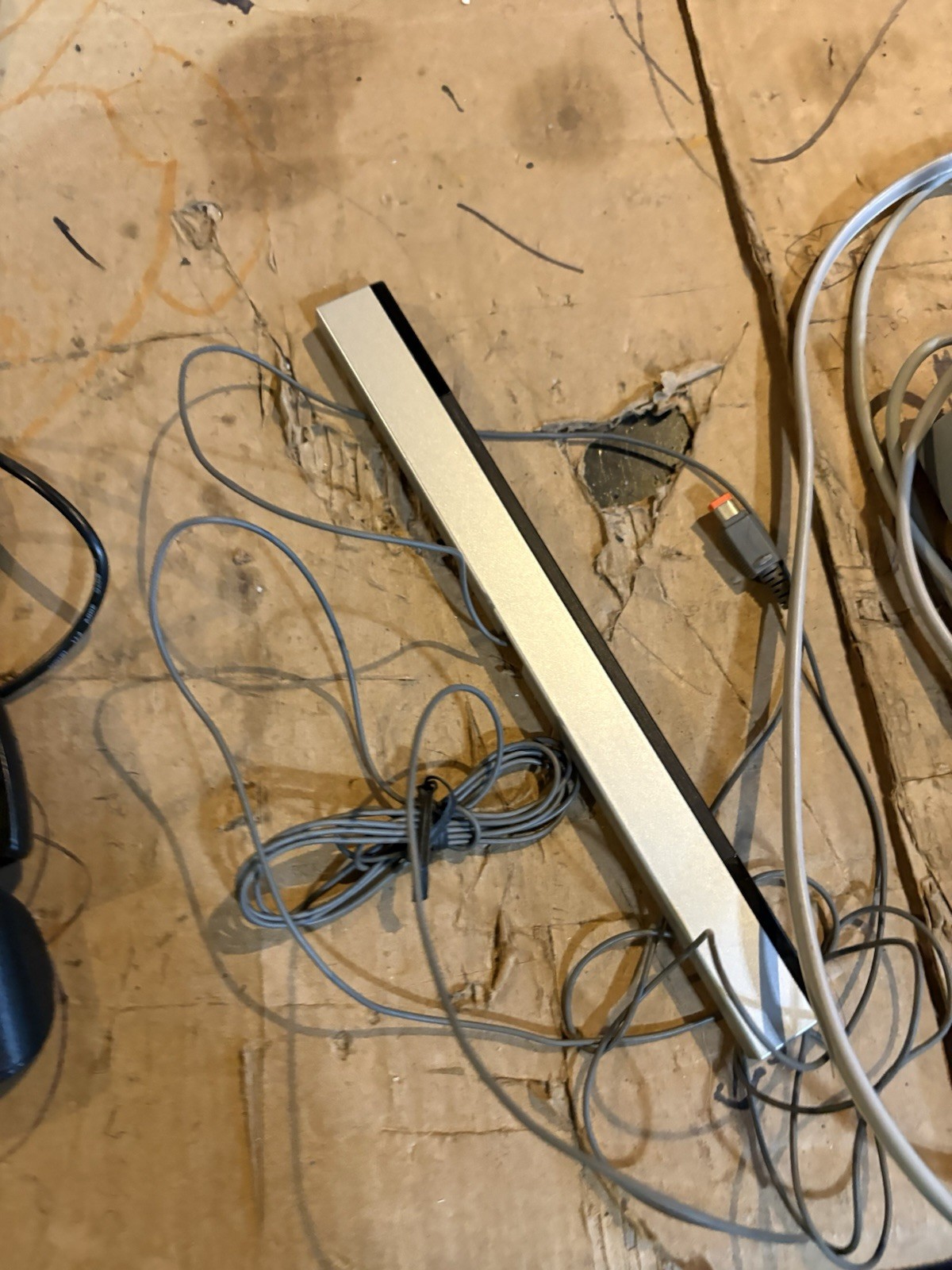 Intended Wii Parts Or Repair Broken Hinge No Controllers / Books