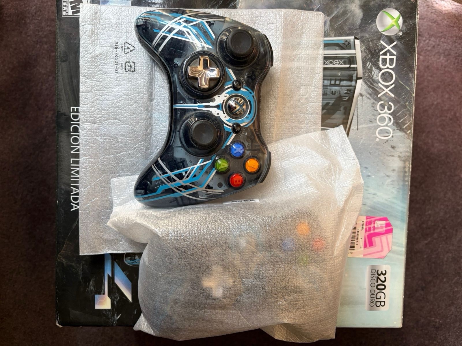 Microsoft Xbox 360 Halo 4 Limited Edition 320GB Bundle w/ 2 Controllers, Game