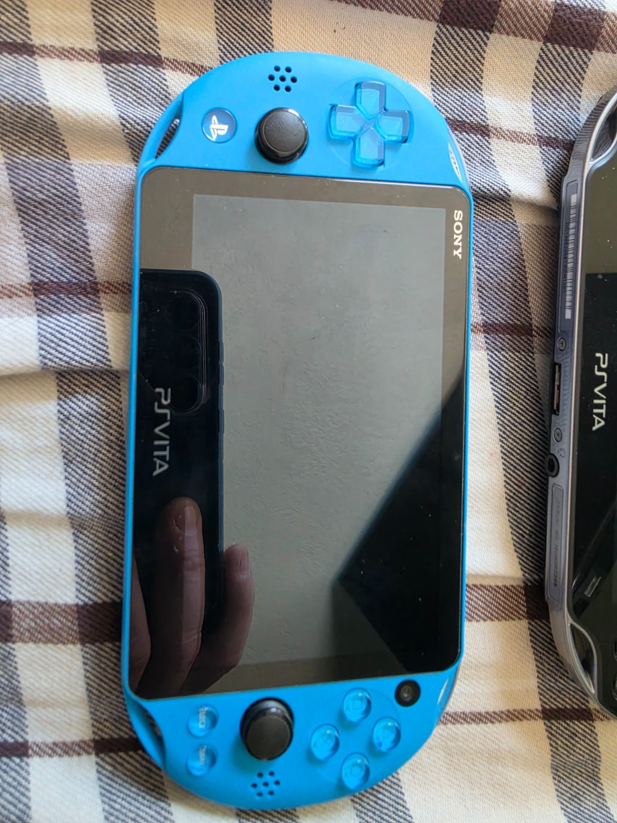 Sony Vita lot Glacier White 2000 series, jet blue 2000 series, black 1000 series